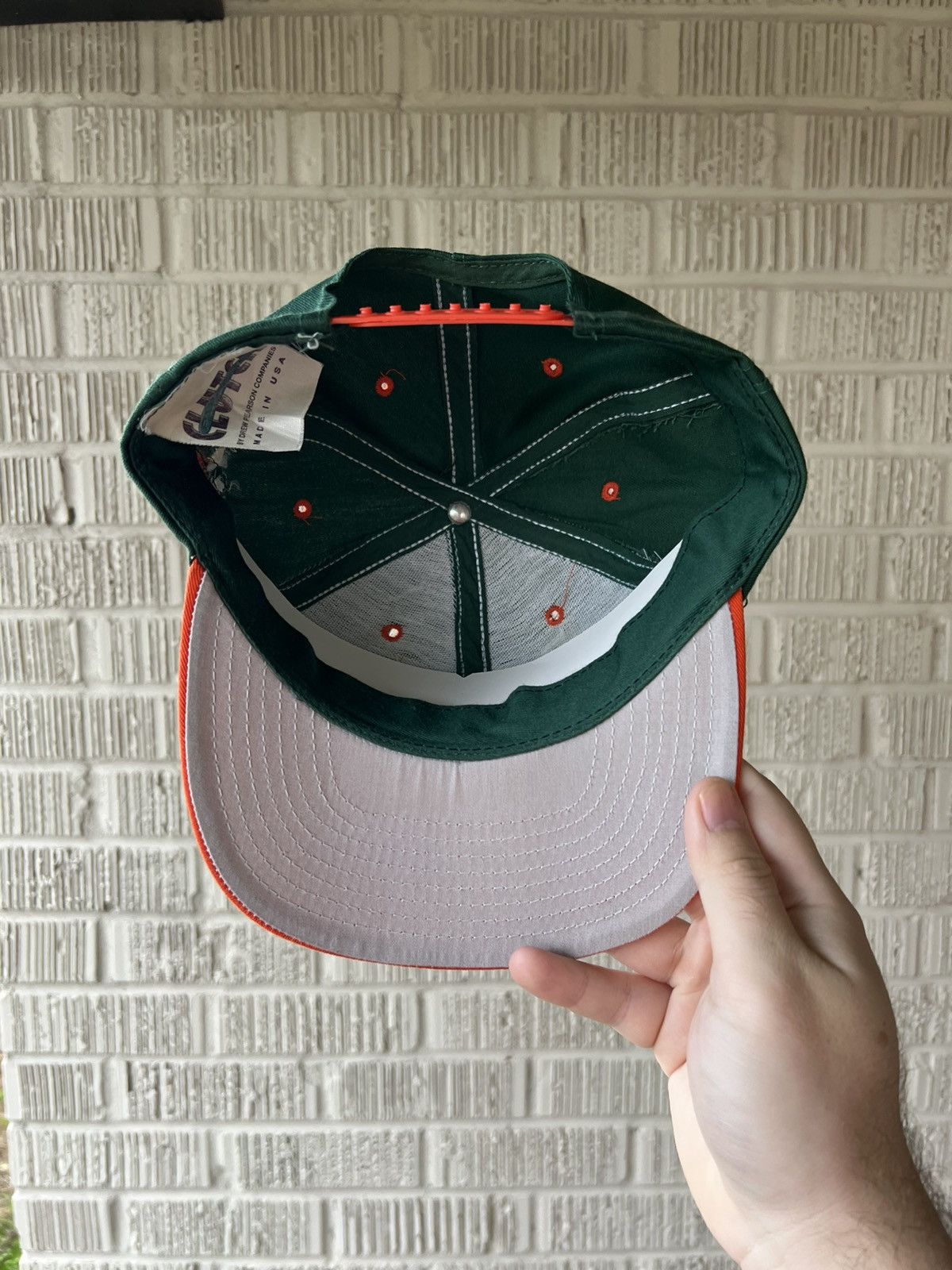 Sports Specialties Vintage 90’s Miami Hurricanes NCAA SnapBack Hat Size ONE SIZE - 2 Thumbnail