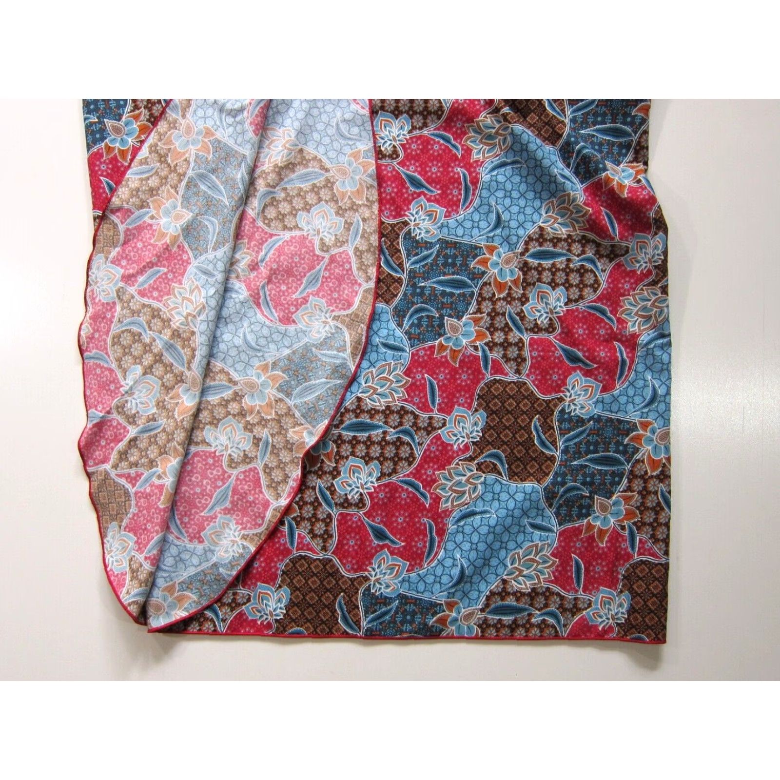 Vintage VINTAGE Sol Cique 100% Cotton Blue Pink Brown Floral Long Maxi Wrap Skirt OS Women's Skirt One Size Blue Floral Long Maxi Wrap Skirt Womens OS Size 42" / US 20 - 6 Thumbnail