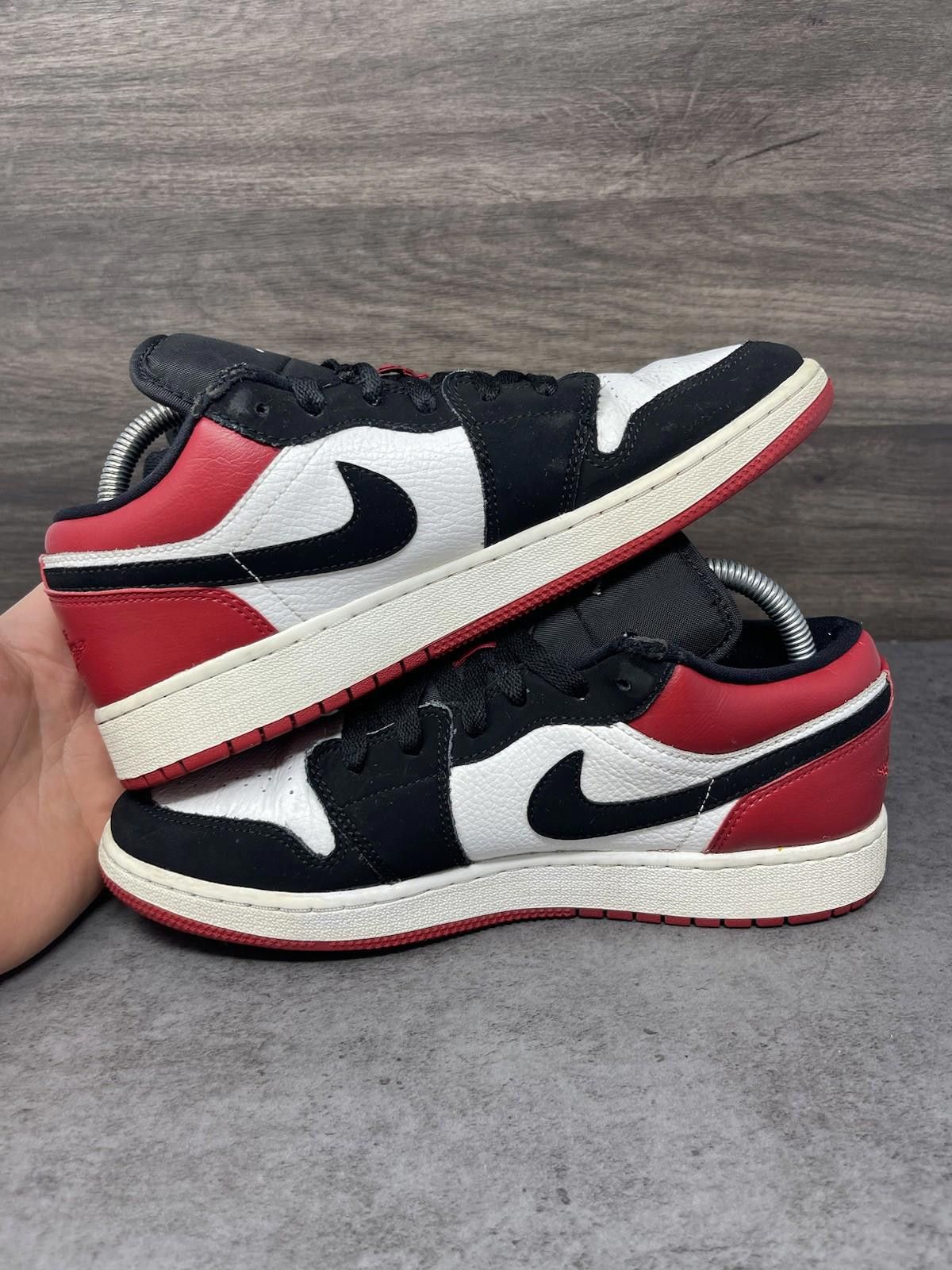 Jordan Brand Air Jordan 1 Low Shoes Size 7Y GS Size US 7 / EU 40 - 7 Thumbnail