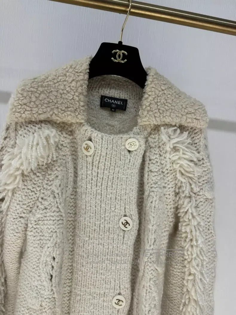 Chanel Chanel Ski Series Thick Jacket Size S / US 4 / IT 40 - 2 Thumbnail