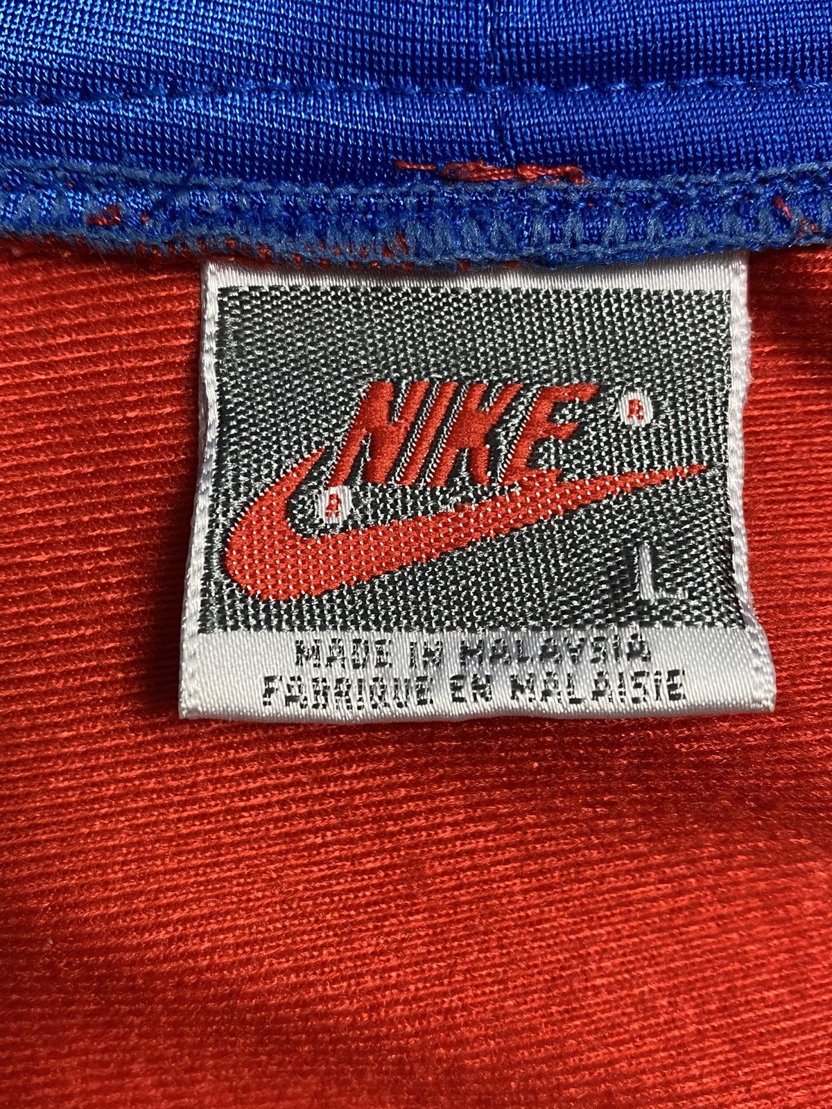Nike Vintage 80s Nike Windbreaker Jacket Full Zip Hoodie Men’s Size US L / EU 52-54 / 3 - 18 Thumbnail