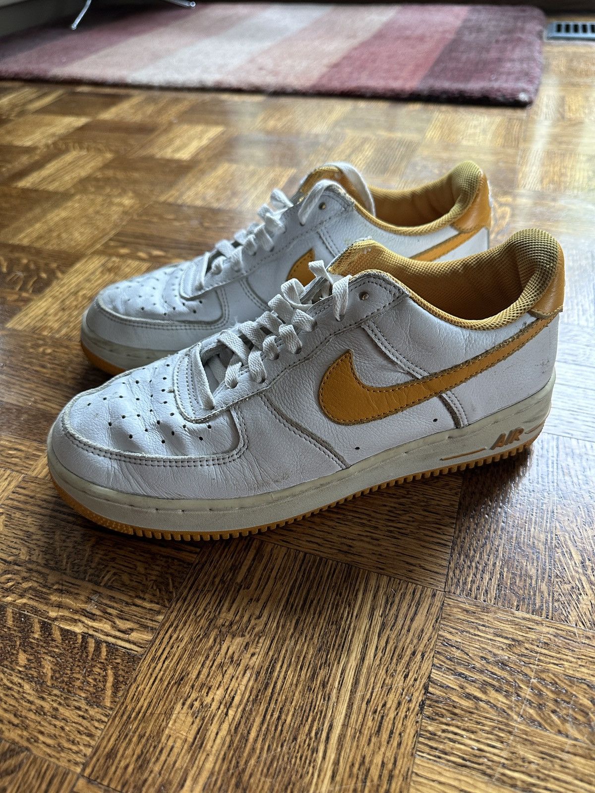 Nike Vintage Nike Air Force 1 Low White / Canyon Gold 2002 Size US 8.5 / EU 41-42 - 2 Thumbnail