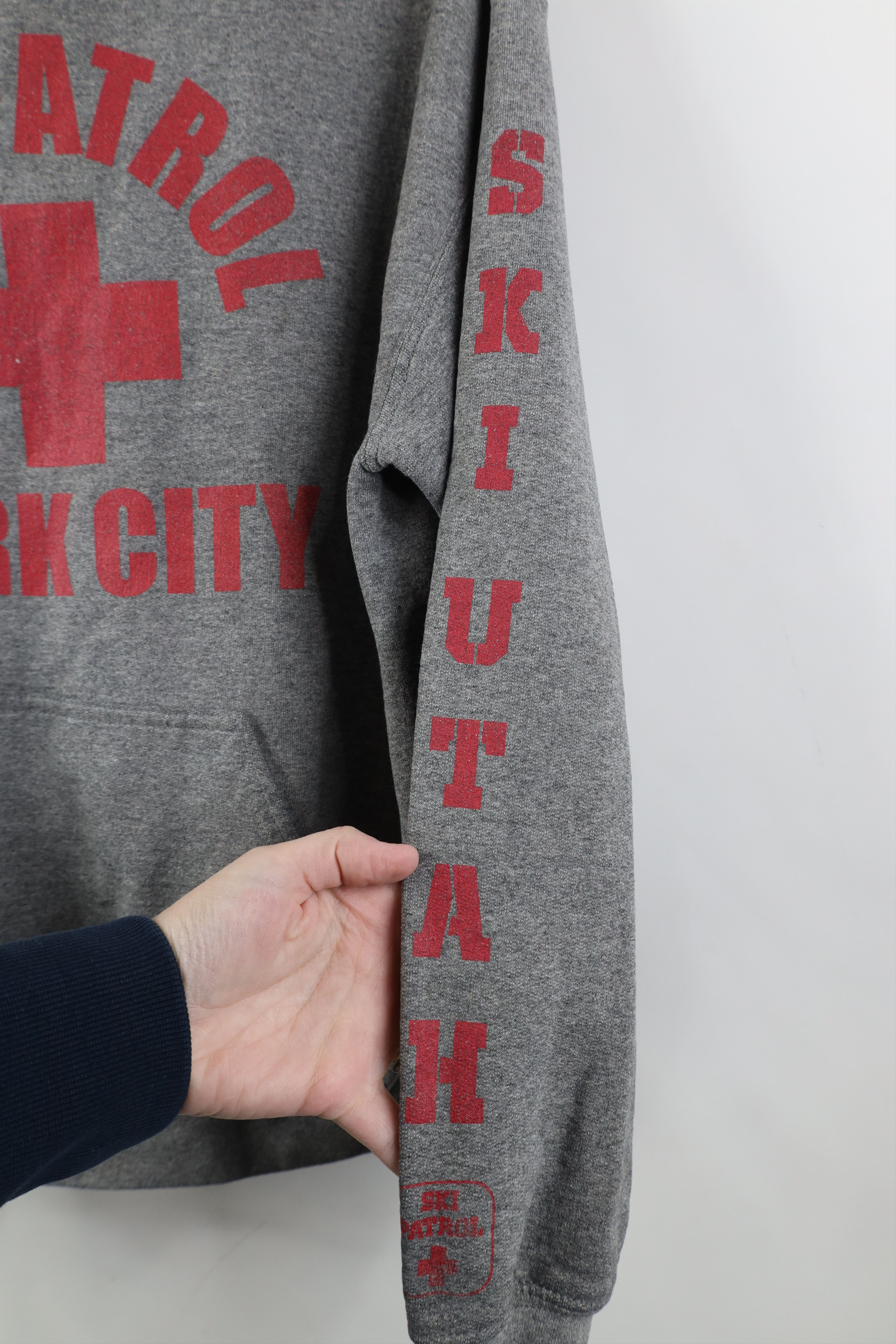 Vintage Vintage Y2K Park City Utah Hoodie Sweatshirt Heather Gray Size US M / EU 48-50 / 2 - 7 Thumbnail