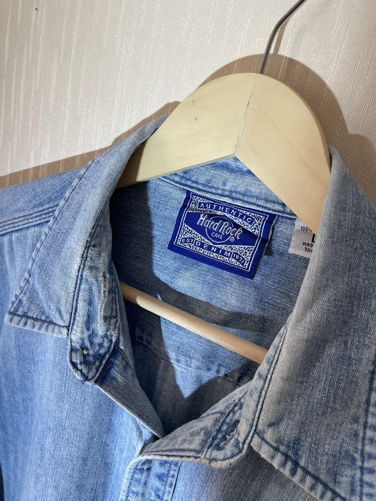 Hard Rock Cafe × Vintage Hard Rock Amsterdam vintage denim overshirt 90s Size US L / EU 52-54 / 3 - 6 Thumbnail