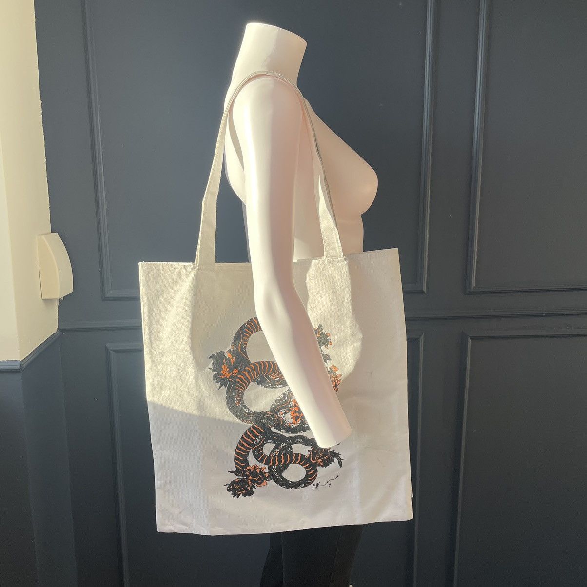 Christopher Kane Christopher Kane Dragon Tote Bag Size ONE SIZE - 6 Thumbnail