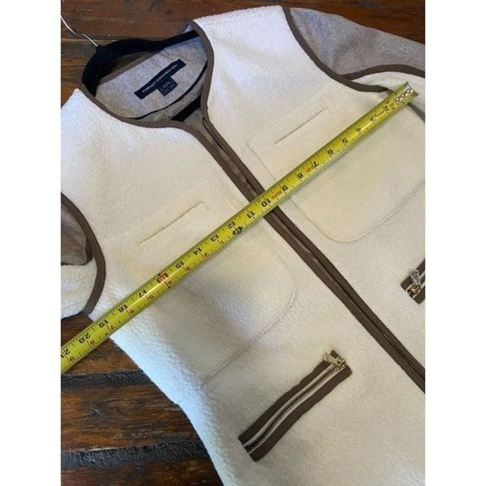 French Connection French Connection EUC Coat Ivory Gray Wool, Sz 10, MP $178 Size L / US 10 / IT 46 - 11 Thumbnail