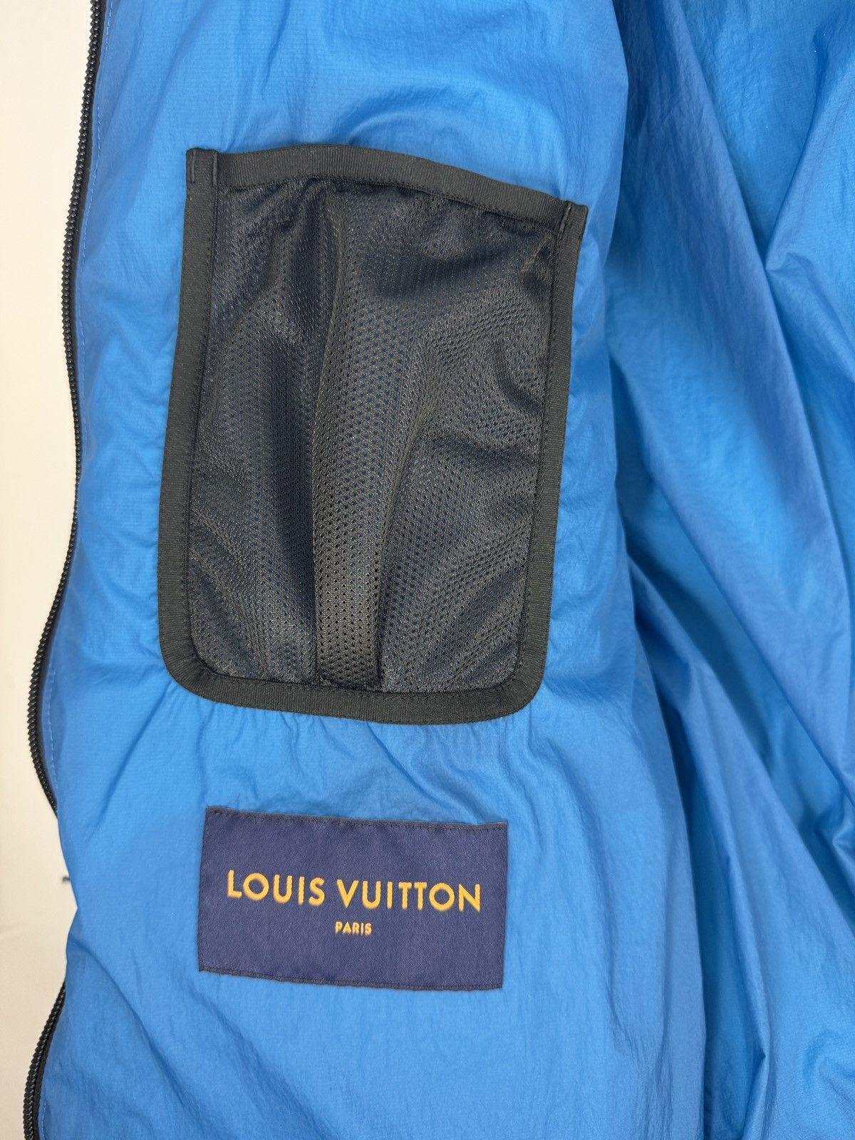 Louis Vuitton 2054 HEAT & WATER SENSITIVE MONOGRAM PRINT PUFFER JACKET Size US L / EU 52-54 / 3 - 7 Thumbnail