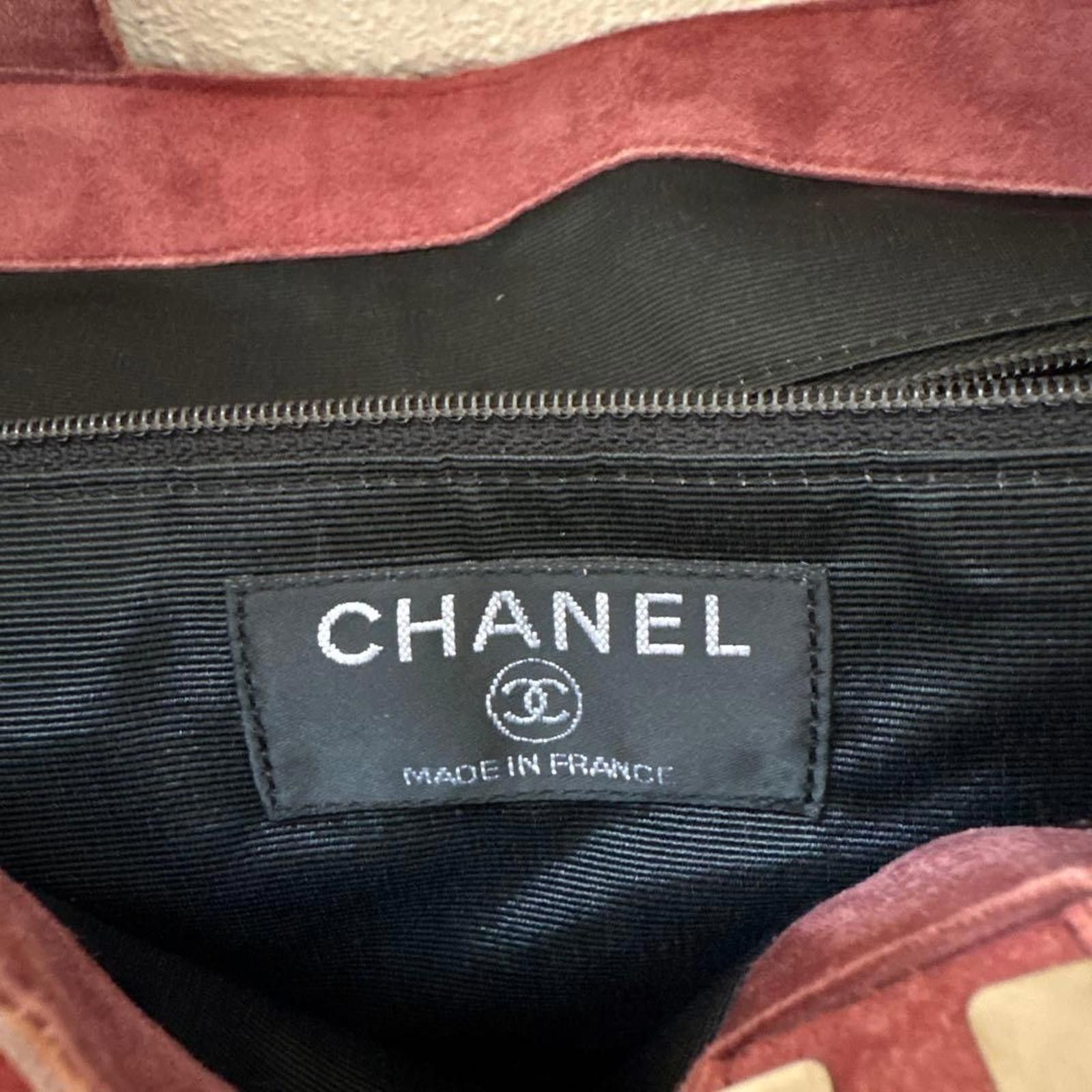 Chanel Chanel - Shearling Tote Bag with Matching Pouch Size ONE SIZE - 5 Thumbnail