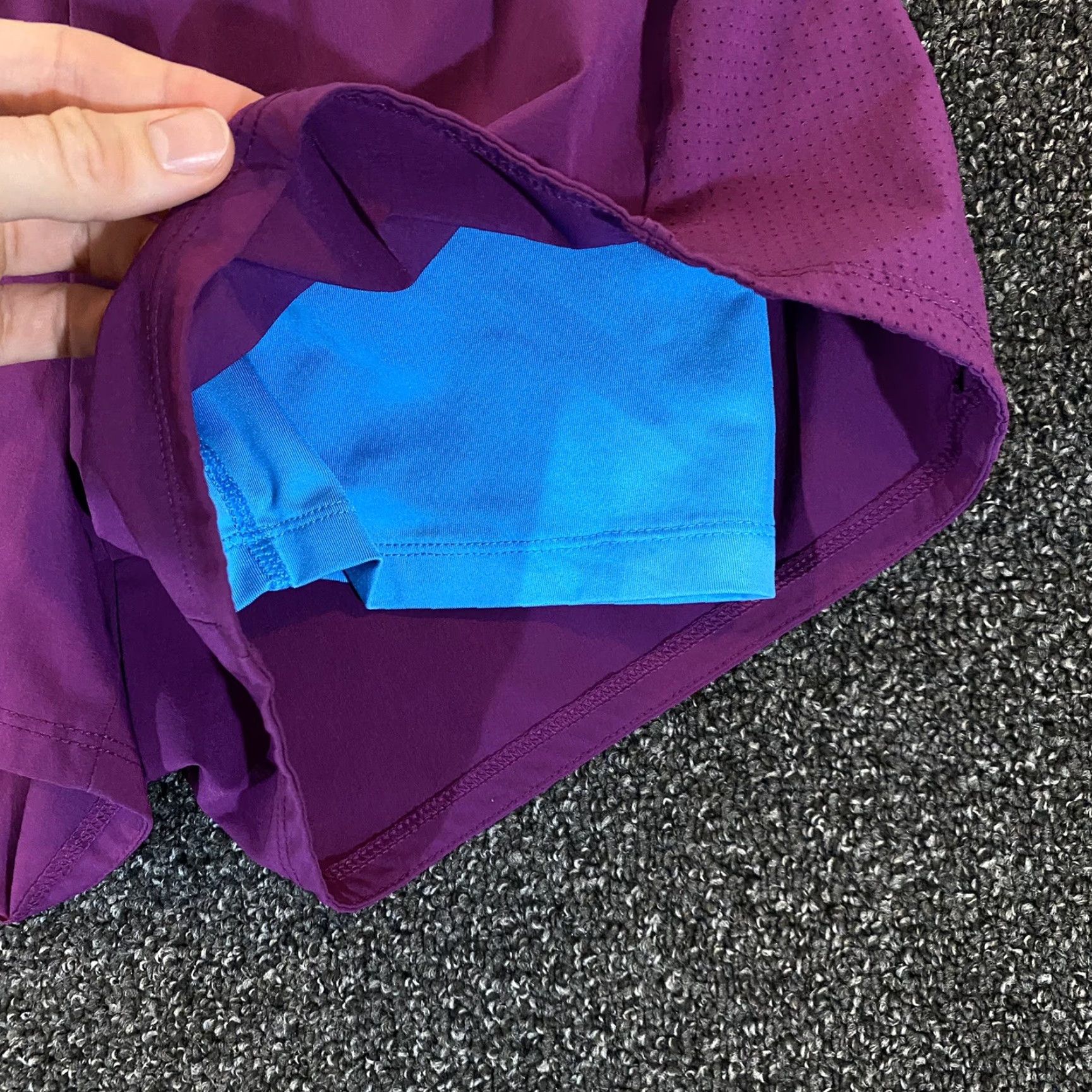 Nike Nike Shorts Womens Medium 30” Waist Lined Blue Purple 3” Inseam Running Workout Womens Size 32" / US 10 / IT 46 - 5 Thumbnail