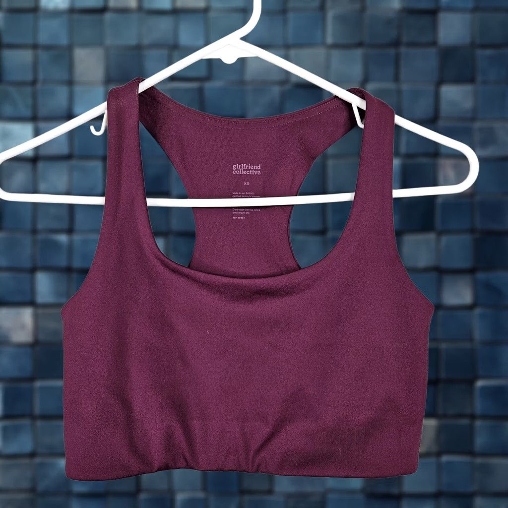 Girlfriend Collective Girlfriend Collective Red Women's Activewear Top XS Sleeveless Round Neck Studio Workout Shirt Solid Velvety Dark wine Red XS Womens Activewear Top Size XS / US 0-2 / IT 36-38 - 1 Thumbnail