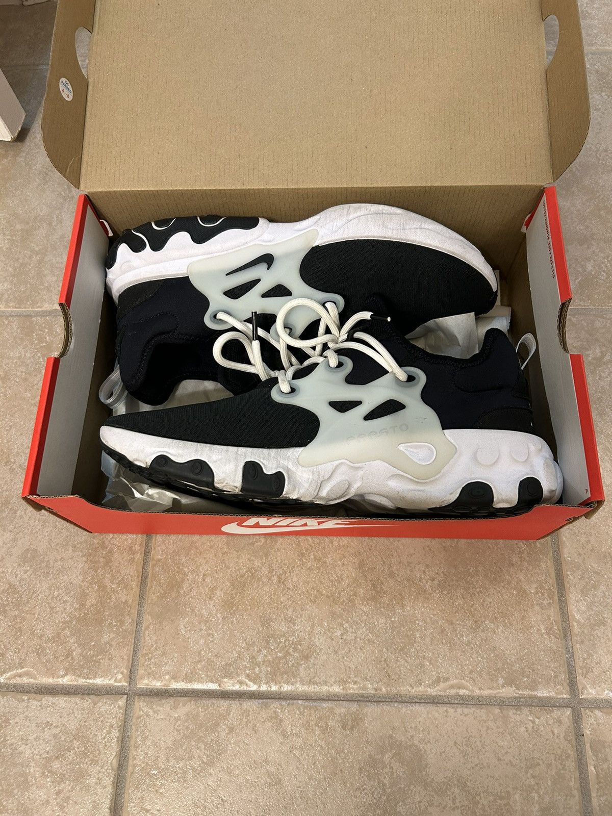 Nike Nike React Presto Ghost mens 10.5 Size US 10.5 / EU 43-44 - 2 Thumbnail