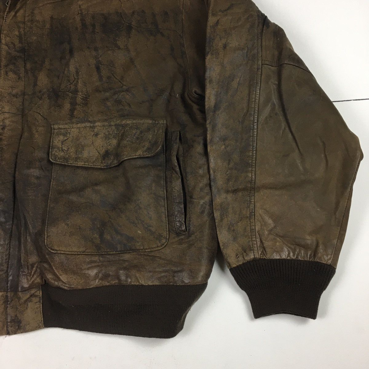 Genuine Leather Vintage Tobruk Distressed Leather Bomber Jacket Size US L / EU 52-54 / 3 - 4 Thumbnail