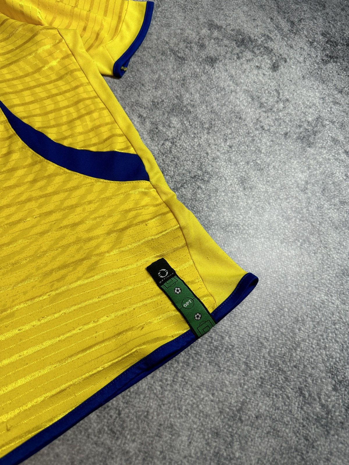 Vintage Vintage Retro Ecuador Jersey Blokecore Rare Style Casual XS Size US XS / EU 42 / 0 - 3 Thumbnail