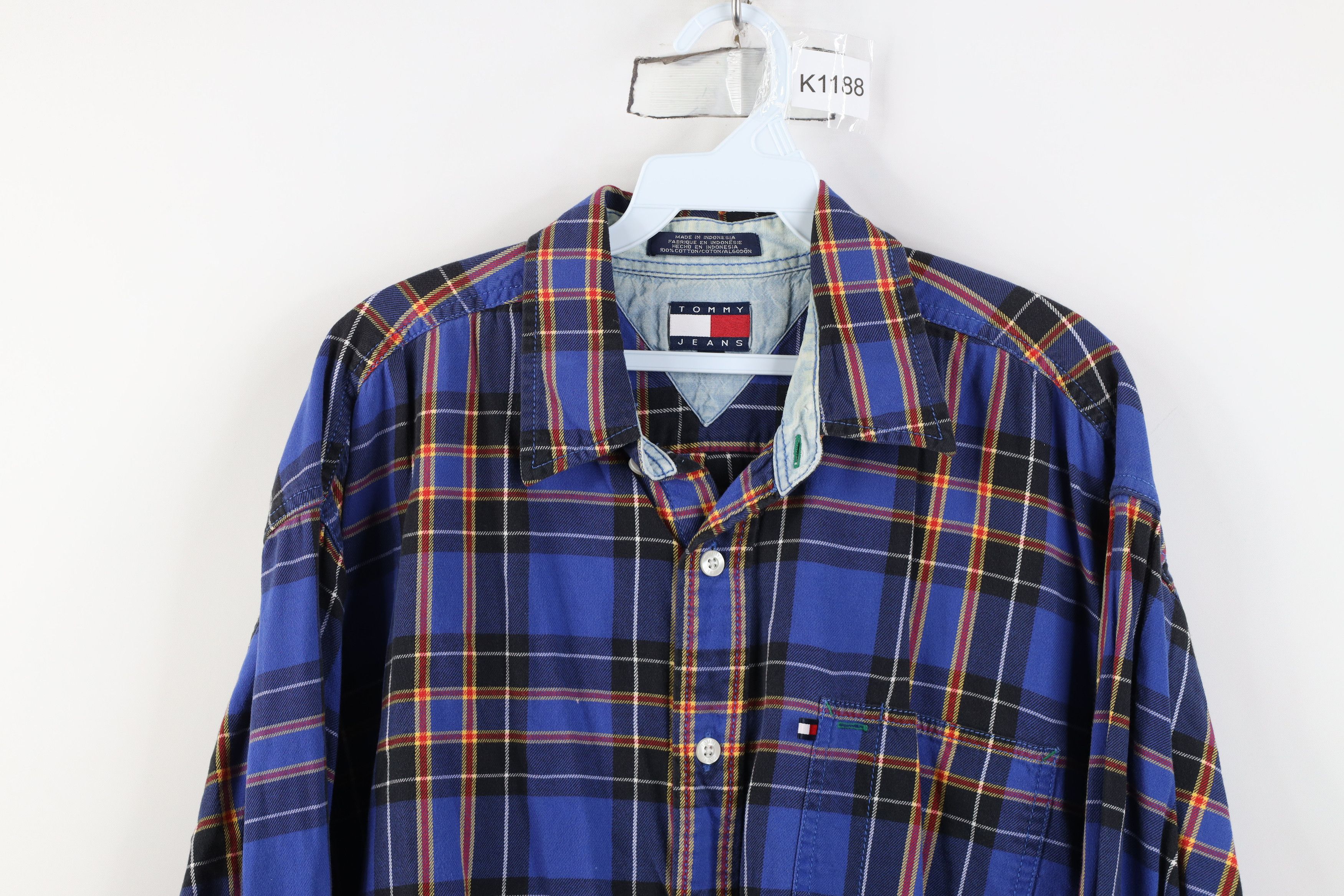 Tommy Hilfiger Vintage 90s Tommy Hilfiger Flannel Collared Button Shirt Size US L / EU 52-54 / 3 - 2 Thumbnail
