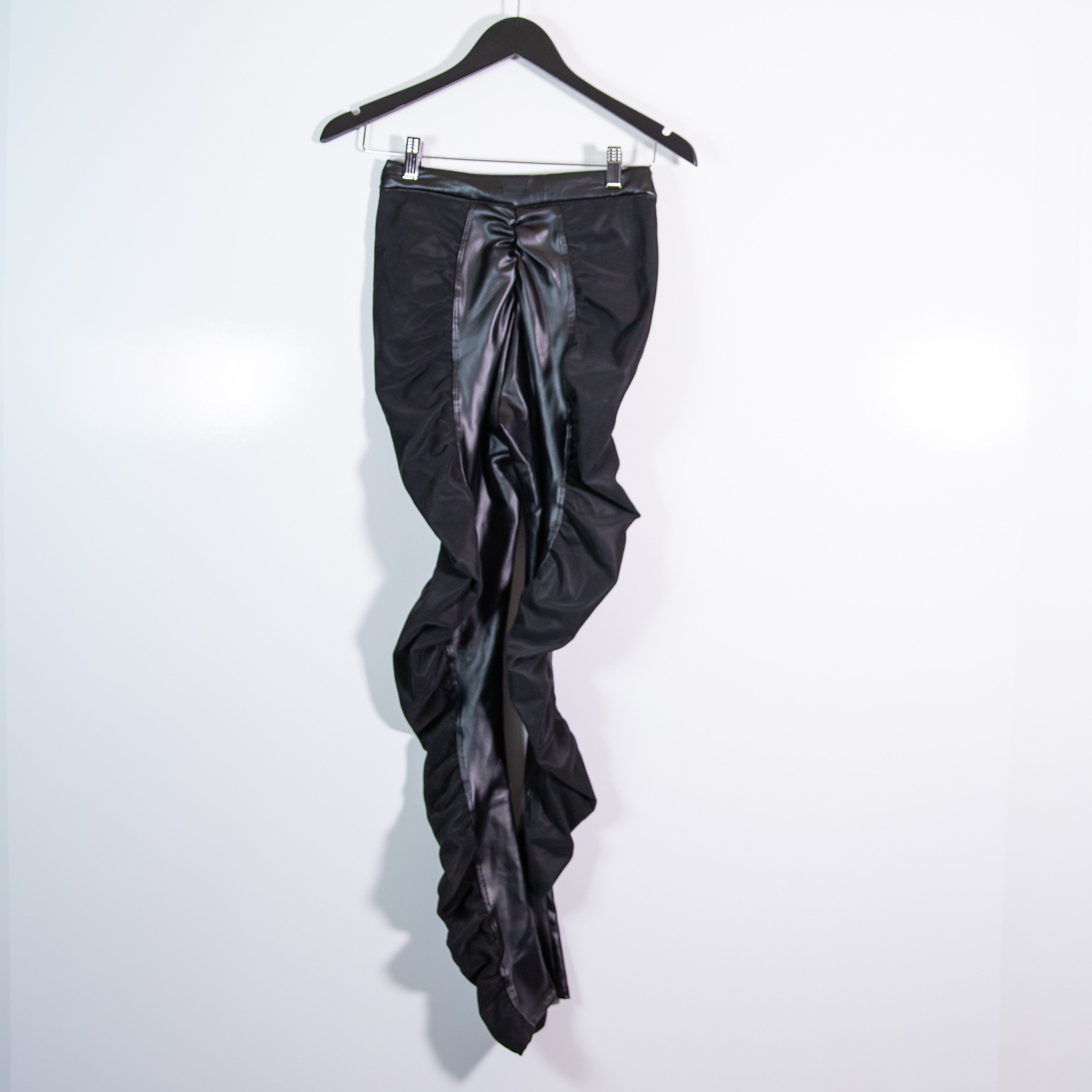 Maniere De Vior Maniere De Voir Ruched Side Faux Vegan Size 26" / US 2 / IT 38 - 4 Thumbnail