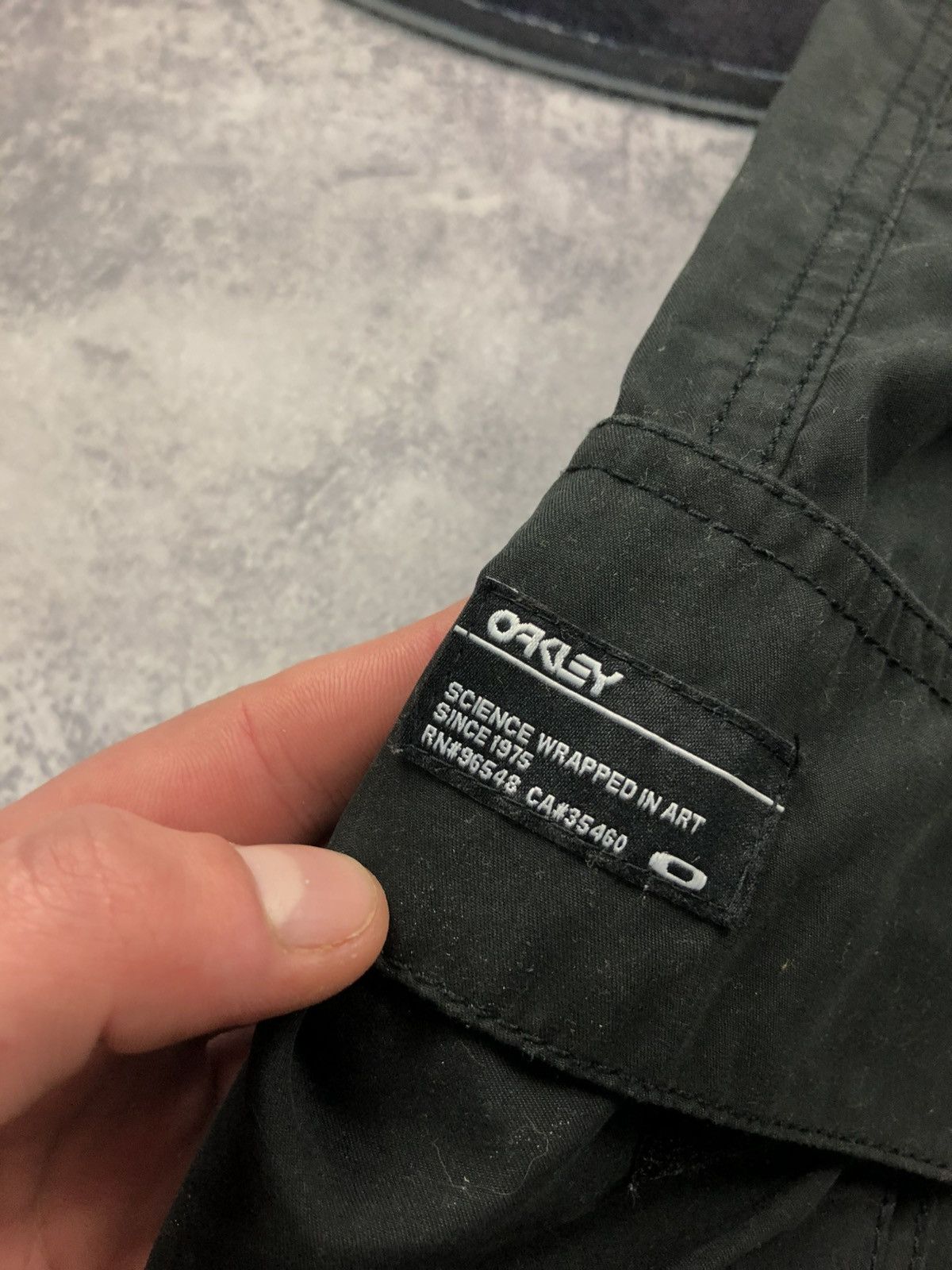 Oakley OAKLEY Hype Cargo Black Shorts Mini Logo Streetwear 31size Size US 31 - 13 Thumbnail