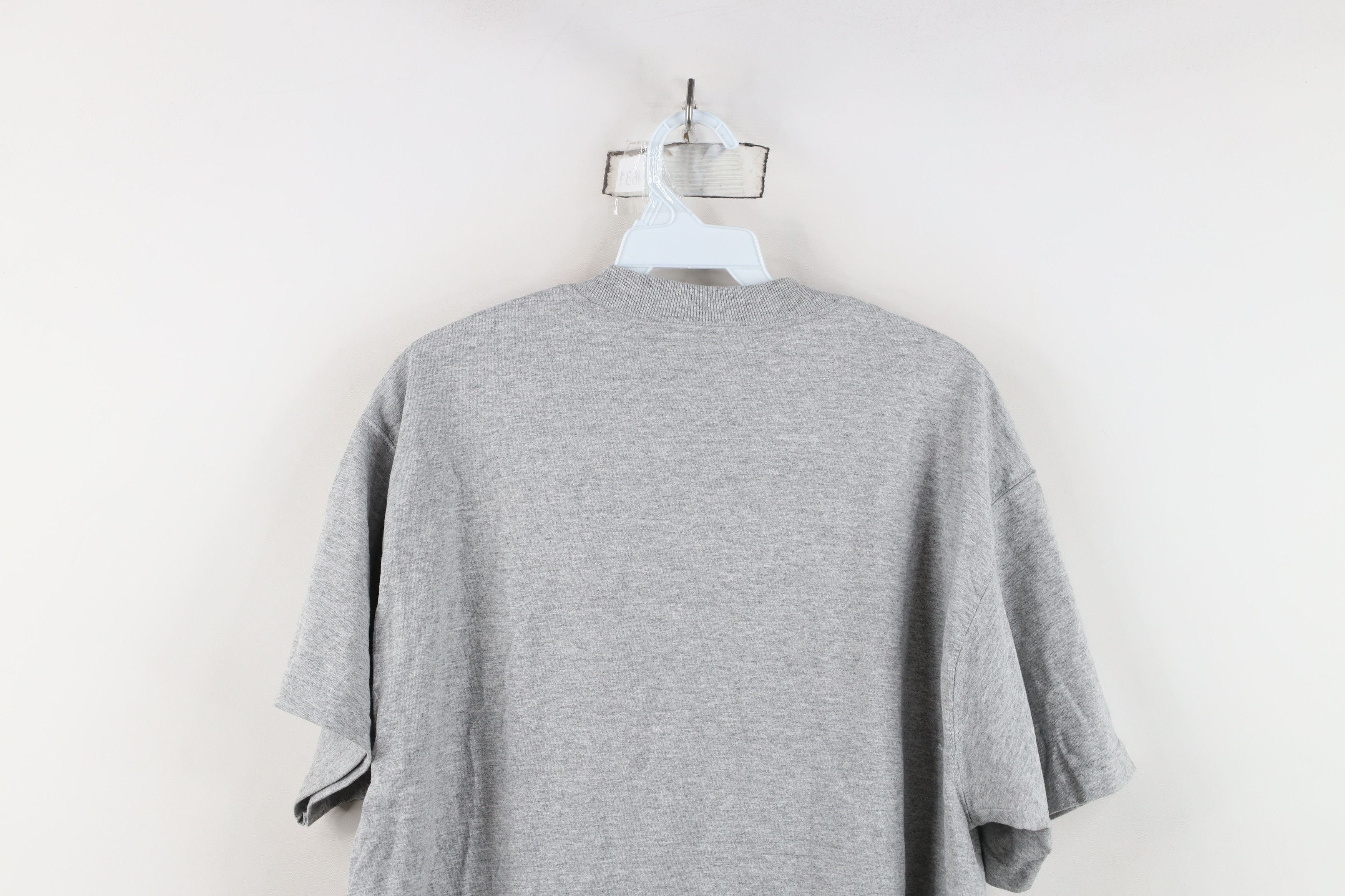 Vintage Vintage UnitedHealth Group Company Short Sleeve T-Shirt Gray Size US L / EU 52-54 / 3 - 8 Thumbnail
