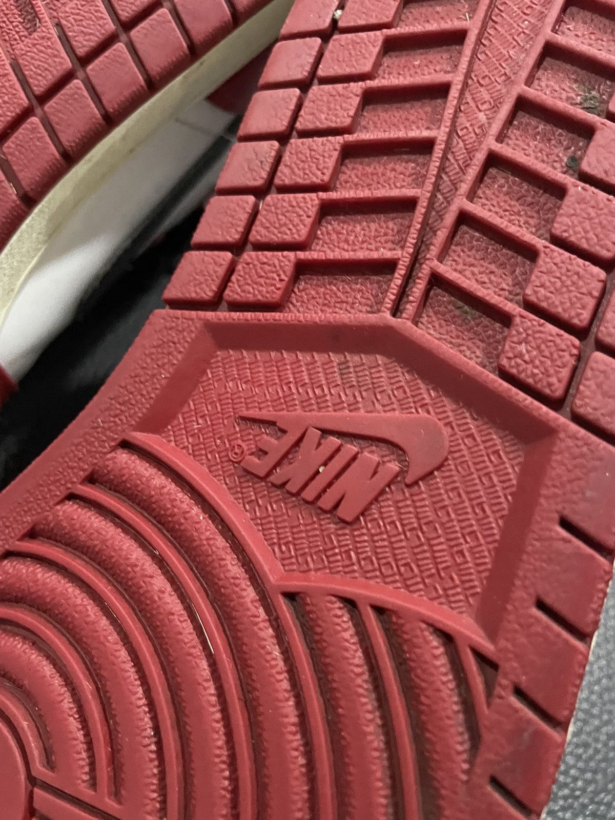 Jordan Brand Jordan 1 Retro Chicago 2013 Size US 10.5 / EU 43-44 - 11 Thumbnail