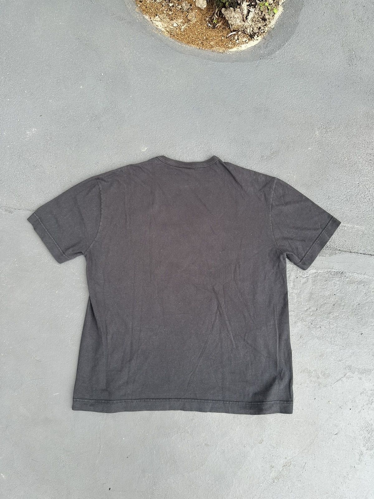Calvin Klein Sunfaded Vintage Y2K Calvin Klein Tee Size US M / EU 48-50 / 2 - 8 Thumbnail