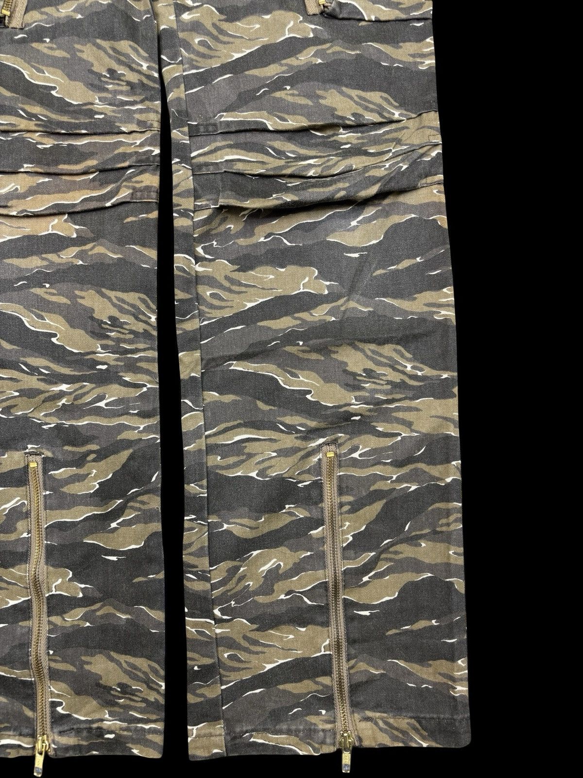 Japanese Brand VANQUISH Japan Multizipper Tactical Cargo Skinny Pant F705 Size US 33 - 8 Thumbnail