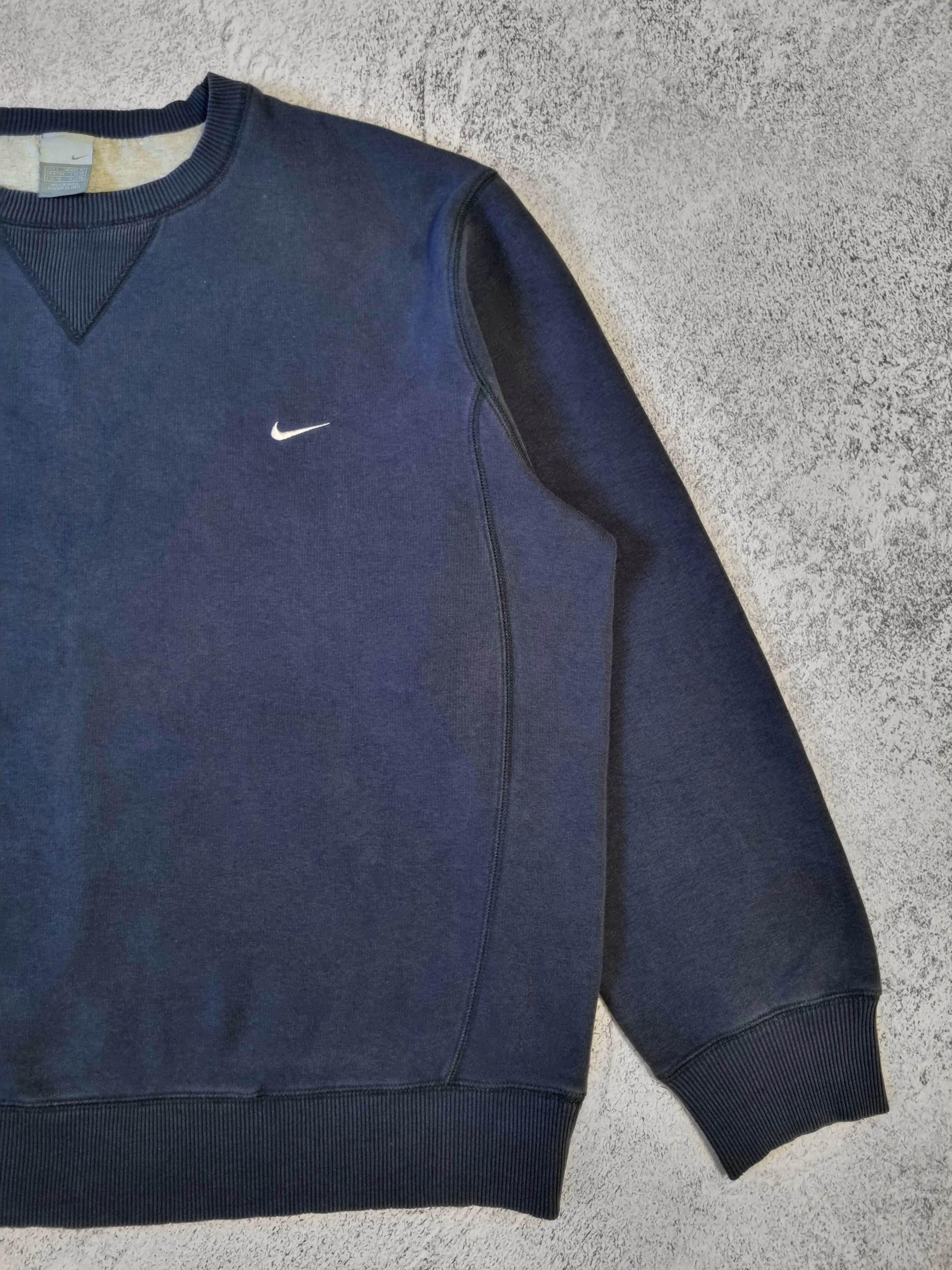 Nike Vintage Nike Basic Logo Sweatshirt Size US L / EU 52-54 / 3 - 3 Thumbnail