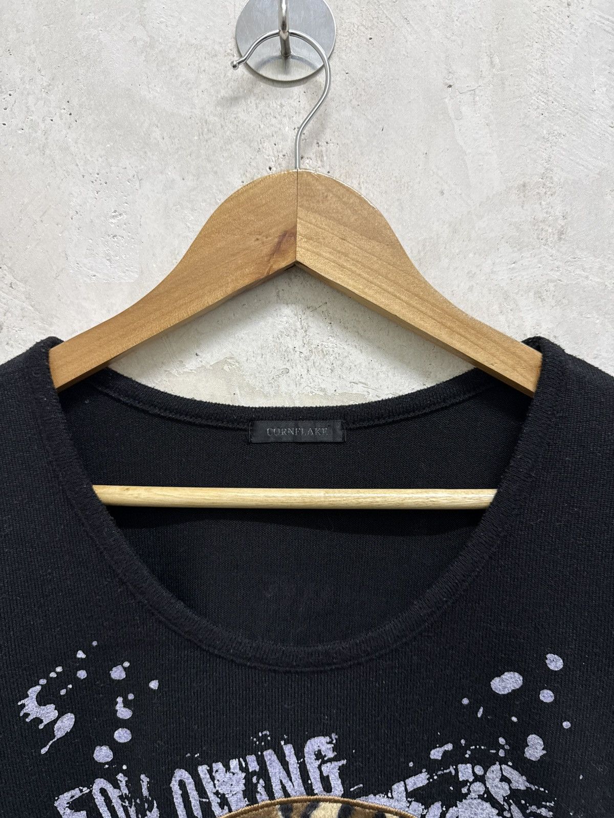 20471120 2000s Archival Cornflake Skull Cross Poem Gothic Tees Size XS / US 0-2 / IT 36-38 - 5 Thumbnail