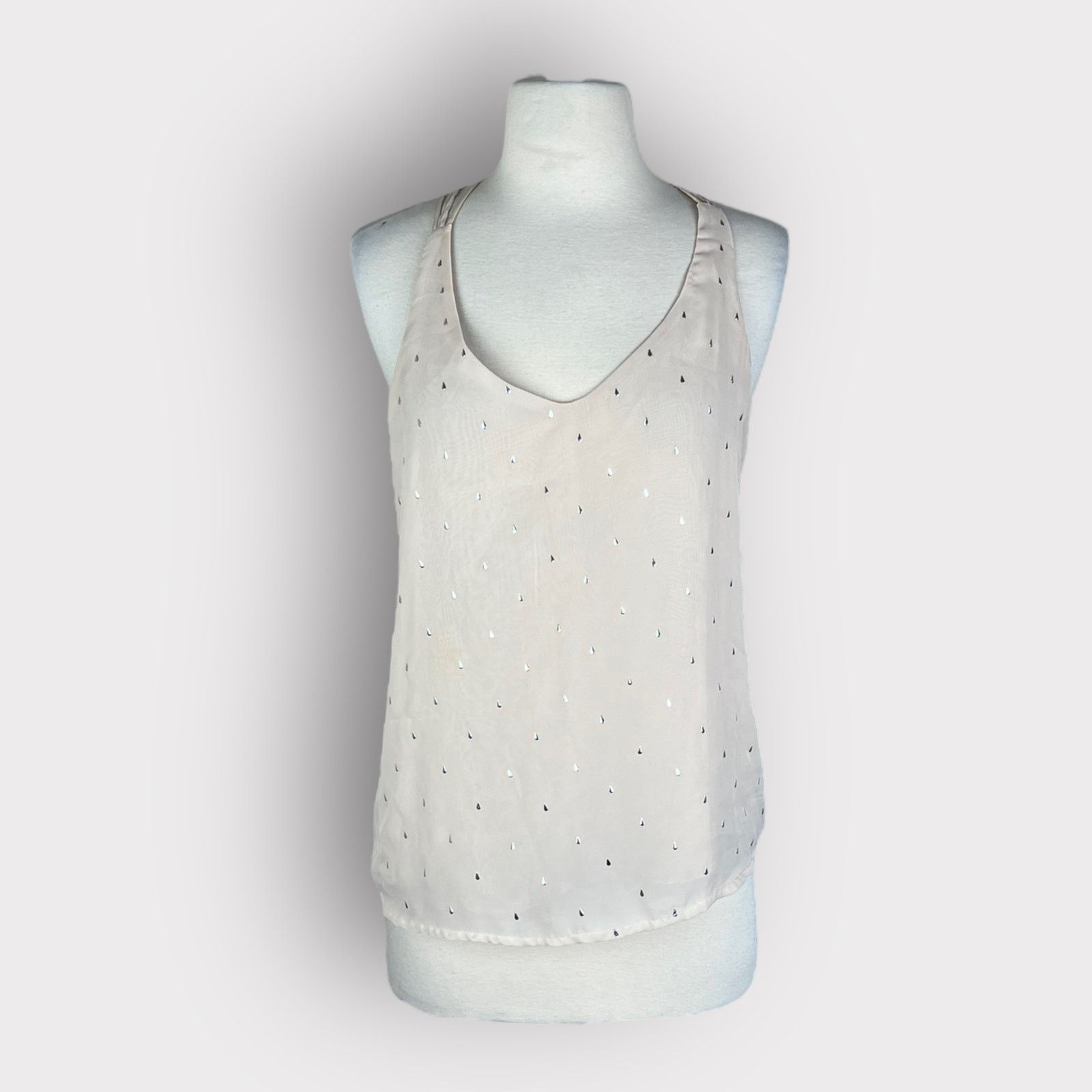 Macys Material Girl Chiffon Cream Racerback Tank Blouse Size XS / US 0-2 / IT 36-38 - 4 Thumbnail