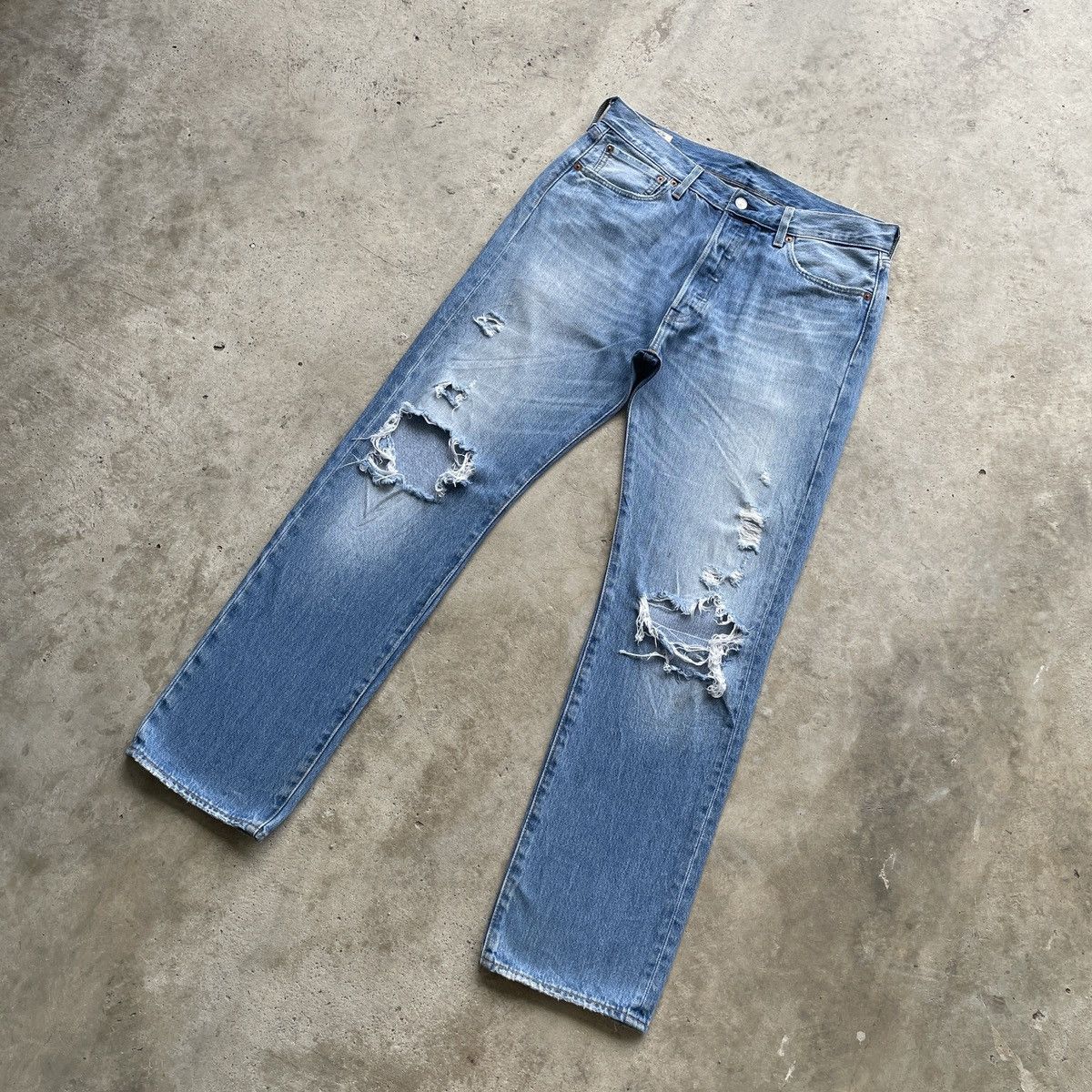 Levi's Vintage Clothing Levis 501 Big E Ripped Jean Faded Distressed Denim Pants W34 Size US 34 / EU 50 - 2 Thumbnail