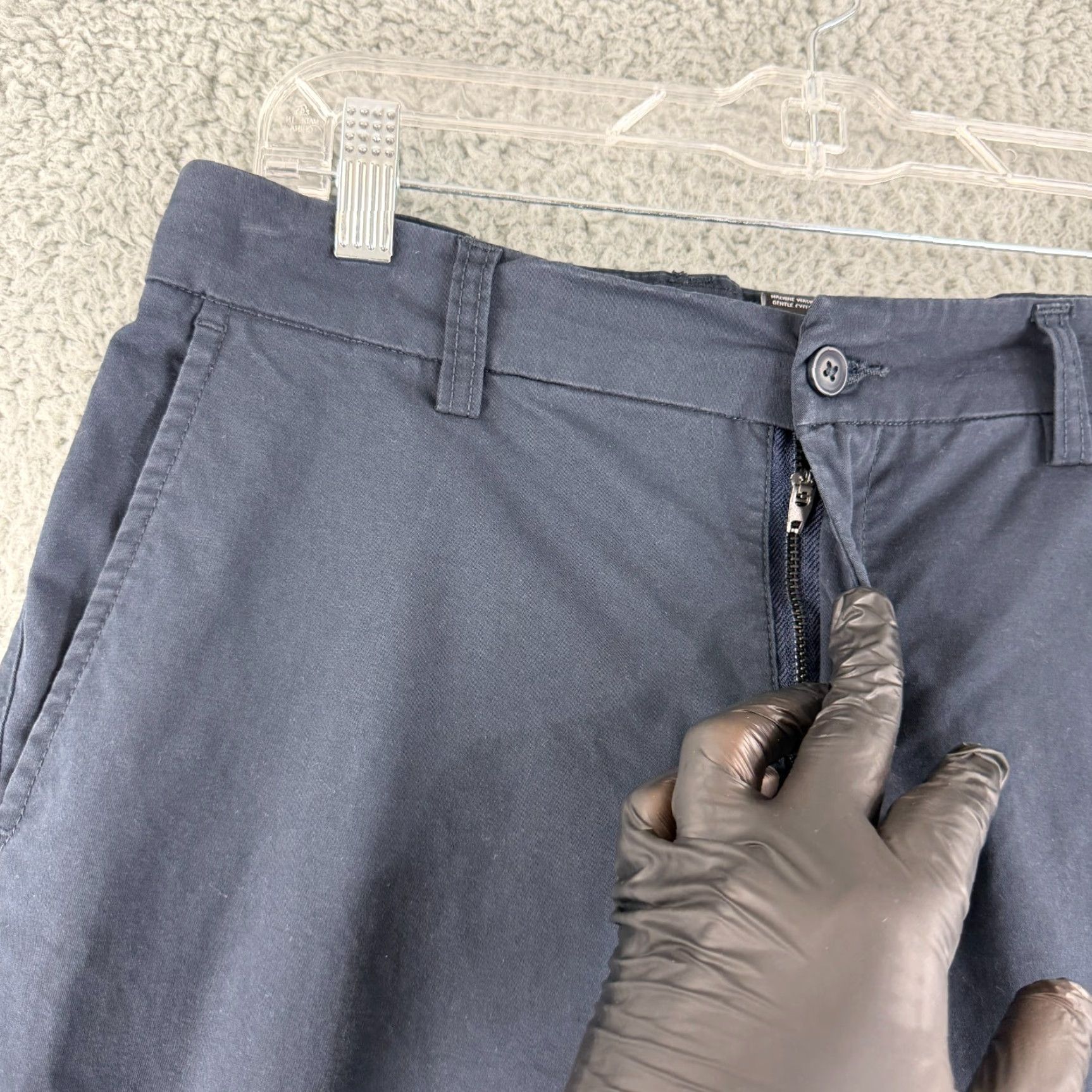 Bloomingdale's Bloomingdale's Chino Pants Mens Size 30 Navy Blue Flat Front Straight Leg Regular 30 x 32 Cotton Spandex Pants Mens Blu Size US 30 / EU 46 - 2 Thumbnail