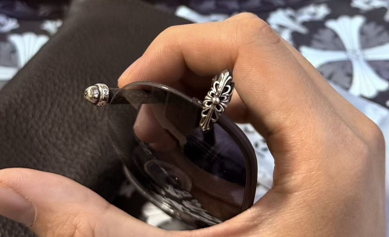 Chrome Hearts Chrome Hearts Pearl Fish Skin & Silver Sunglasses Size ONE SIZE - 3 Thumbnail