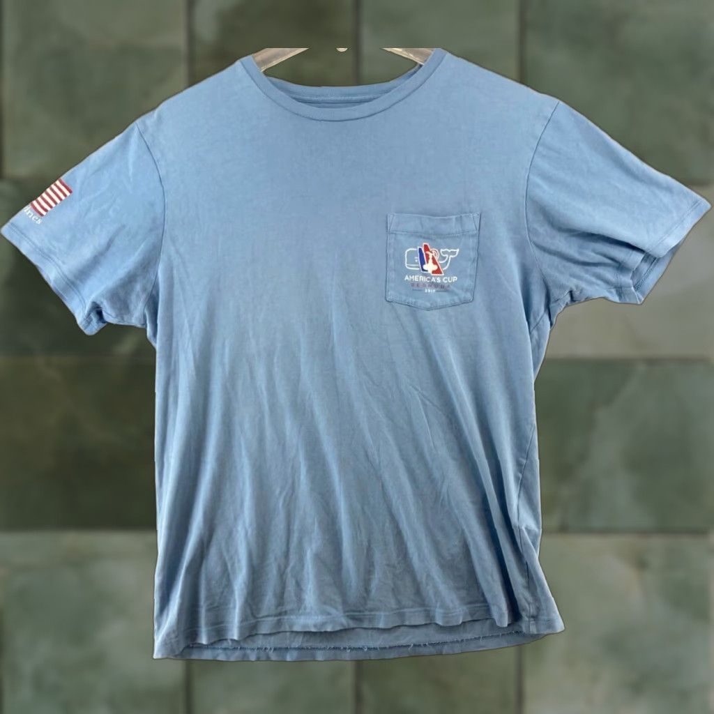 Vineyard Vines Vineyard Vines Mens TShirt Small Blue Americas Cup Whale Bermuda 2017 Size US S / EU 44-46 / 1 - 1 Thumbnail