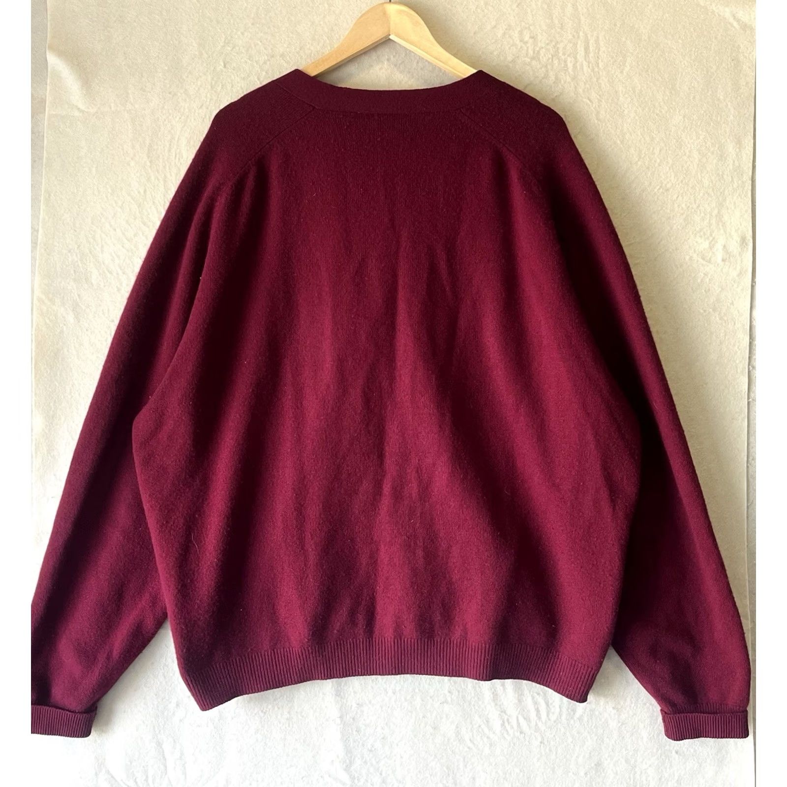 Harrods VINTAGE Harrods Mens Cardigan Burgundy Pure Lambs wool Sz 58 Size US XXL / EU 58 / 5 - 2 Thumbnail