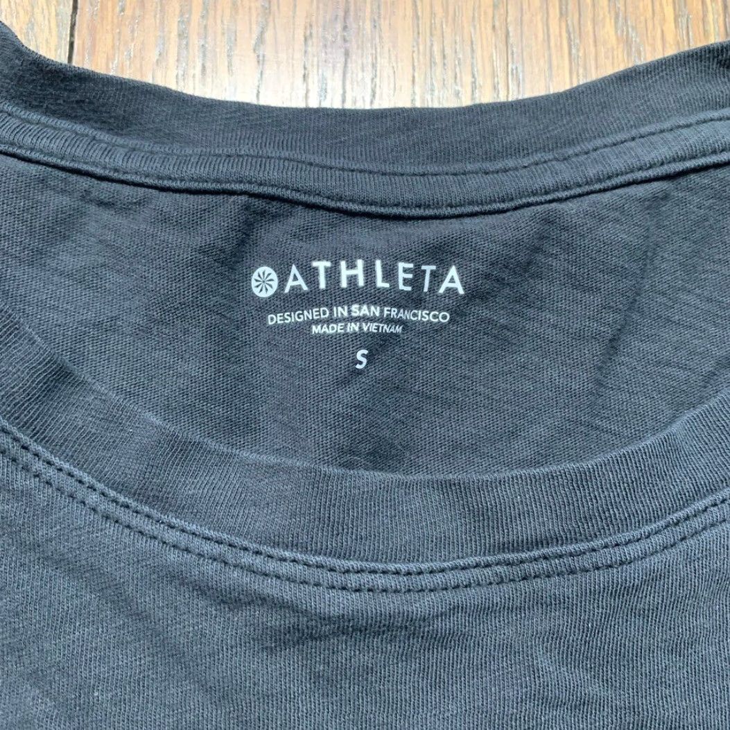Athleta Athleta T-Shirt Women Small S Tee Multicolor Regular Shirt Womens Colored Multicolor Athletic Tee Size ONE SIZE - 2 Thumbnail