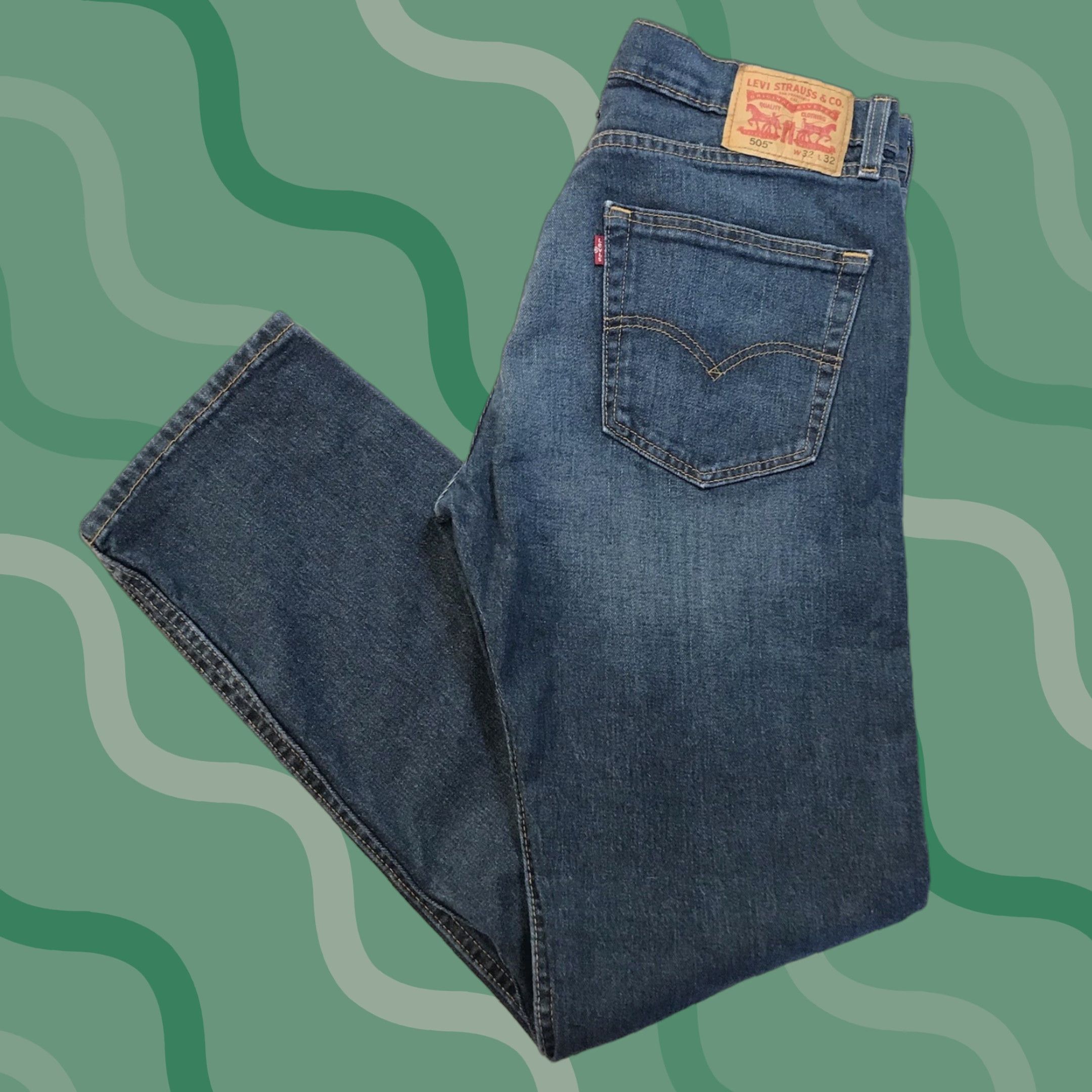 Levi's Levi's Mens Jeans 505 Denim Blue Stretch Tapered Straight Leg 32 Levi's 500 Series Medium Wash Regular Inseam 32 Athletic Rise Mid 10-12 Green? Size US 32 / EU 48 - 1 Thumbnail