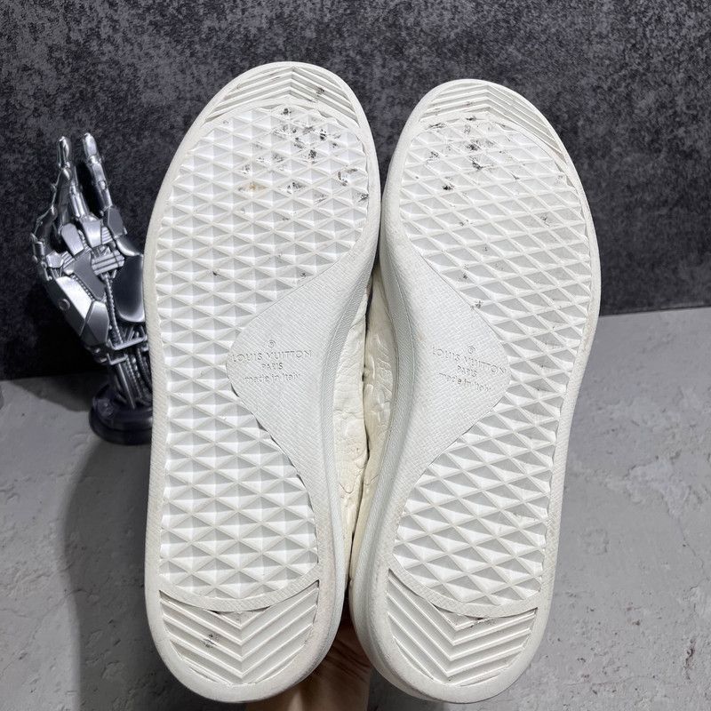 Louis Vuitton Louis Vuitton Luxembourg Monogram White Sneakers - Size US 10.5 / EU 43-44 - 4 Thumbnail
