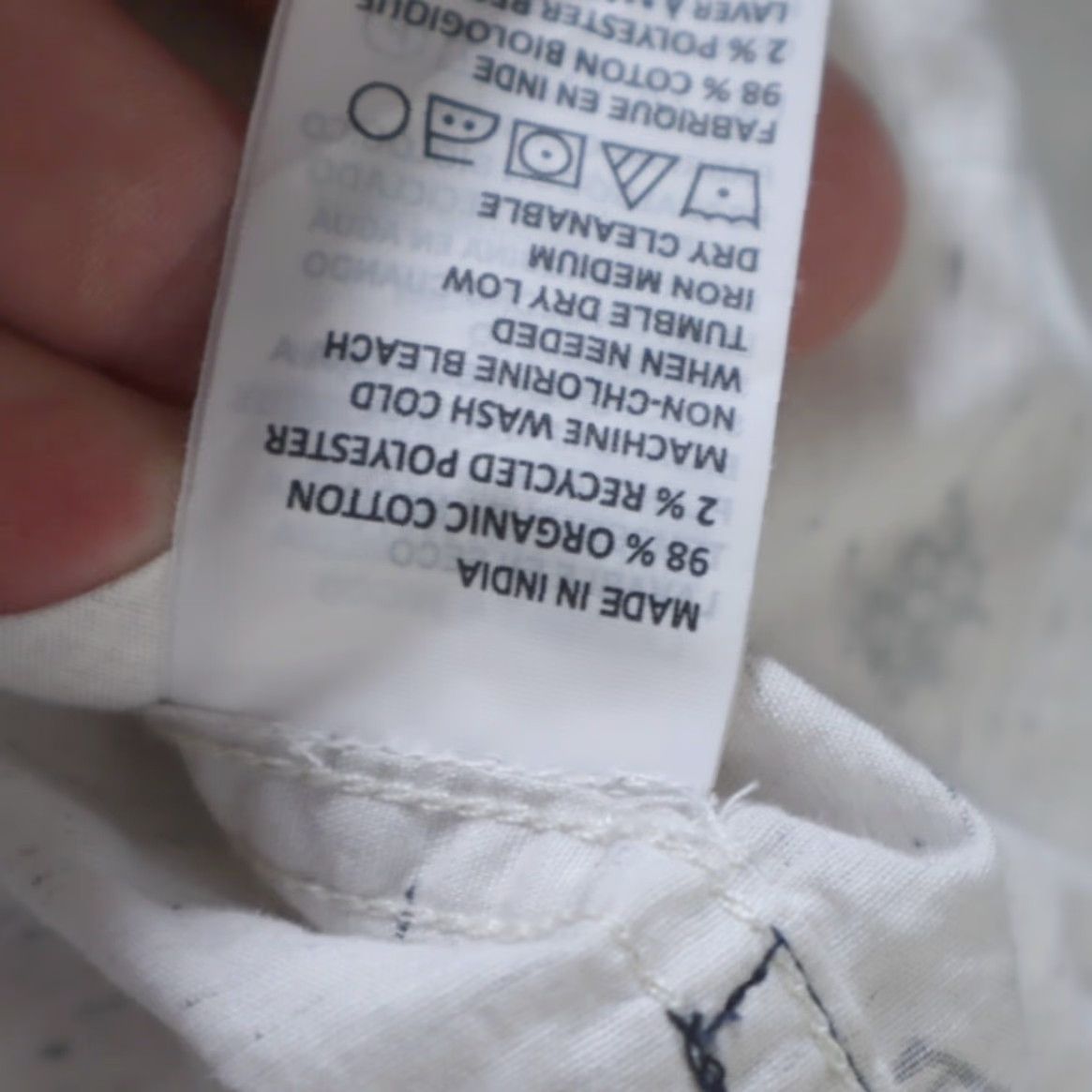 Prana Prana Organic Cotton All Over Print Button Up Shirt Ivory XL Men’s Shirt Men XL Ivory Organic Cotton All Over Print Button Up Shirt Prana Size US XL / EU 56 / 4 - 7 Thumbnail