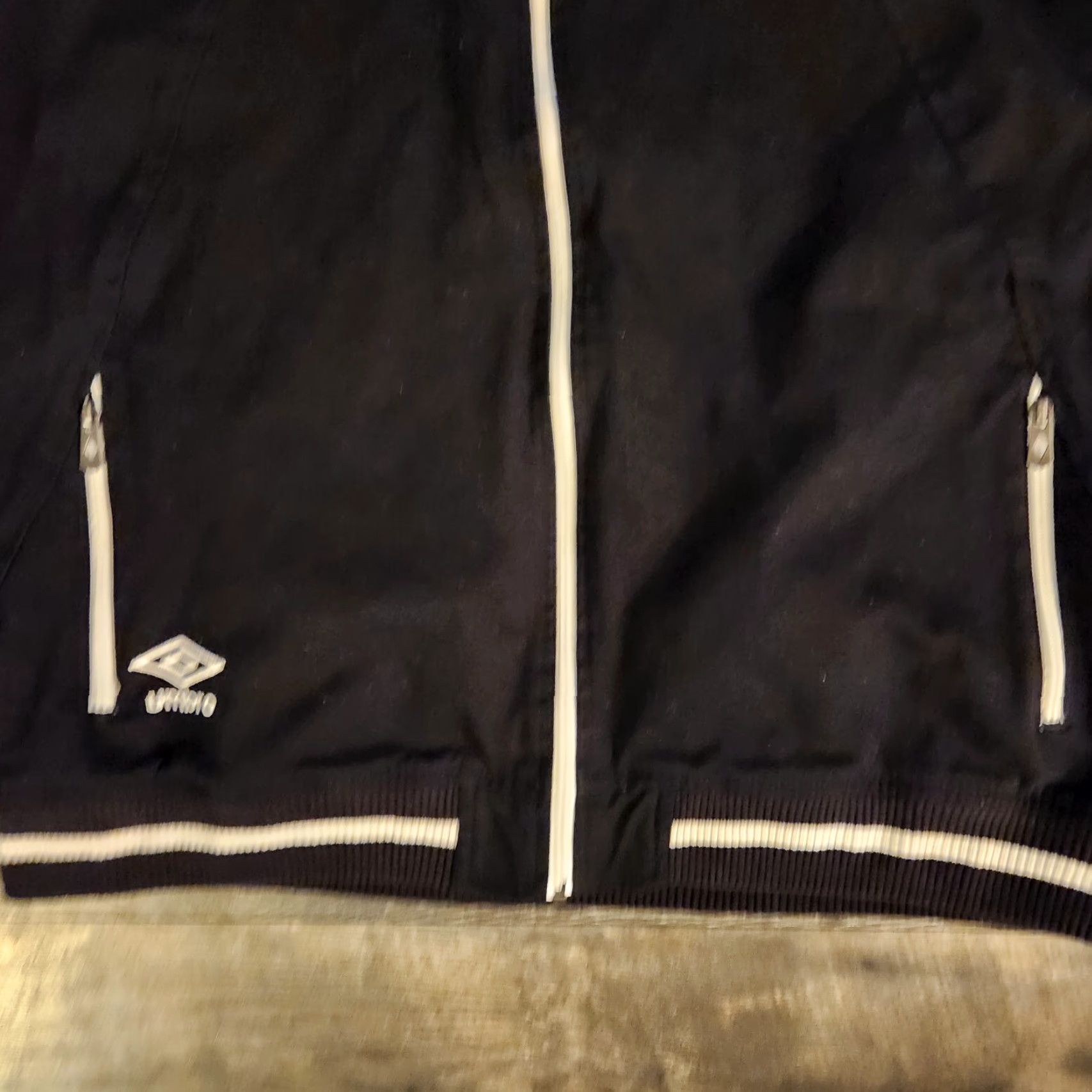 Umbro Umbro Varsity Jacket Black White Full Zip Men's XL Soccer Football Coat Coat? Size US XL / EU 56 / 4 - 2 Thumbnail