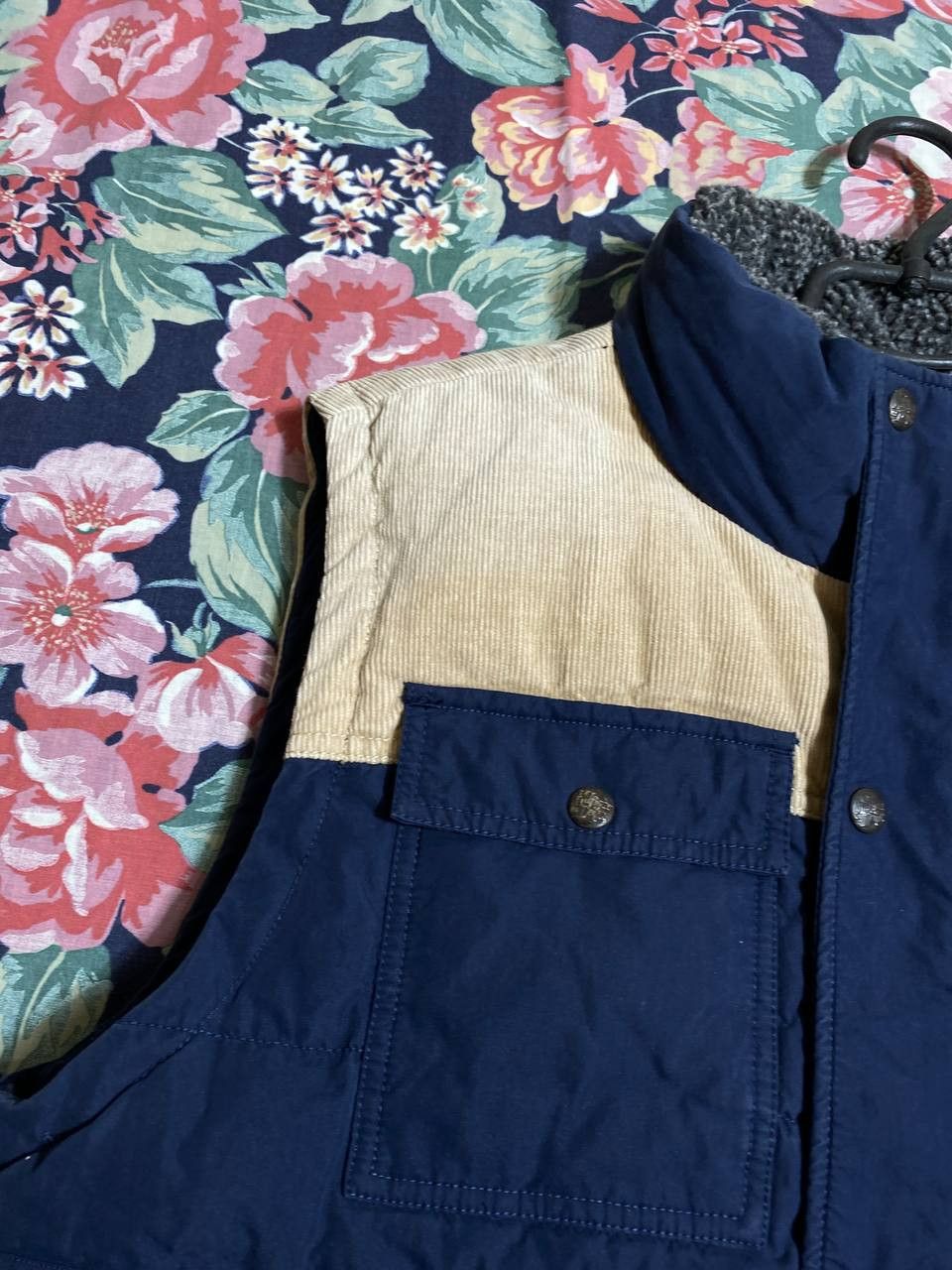 Tommy Hilfiger × Vintage Vintage brown Tommy Hilfiger hunting cargo utility vest Size US M / EU 48-50 / 2 - 9 Thumbnail