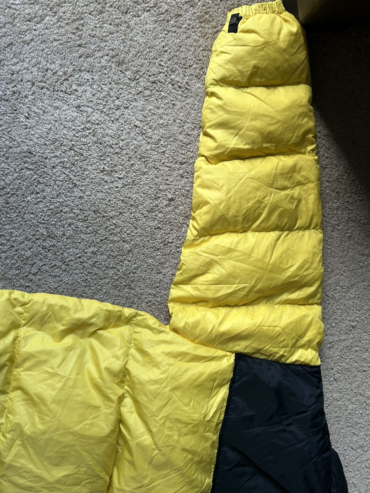 The North Face North Face Yellow Black Puffer Jacket M Size US M / EU 48-50 / 2 - 9 Thumbnail