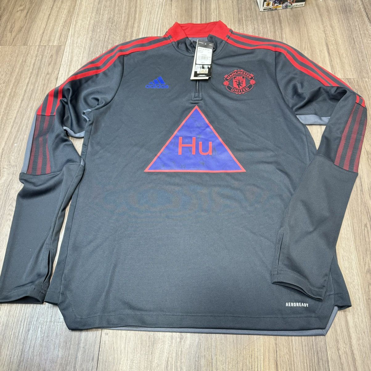 Other Manchester United x Humanrace special edition sweater(Bnwt) Size US L / EU 52-54 / 3 - 1 Thumbnail