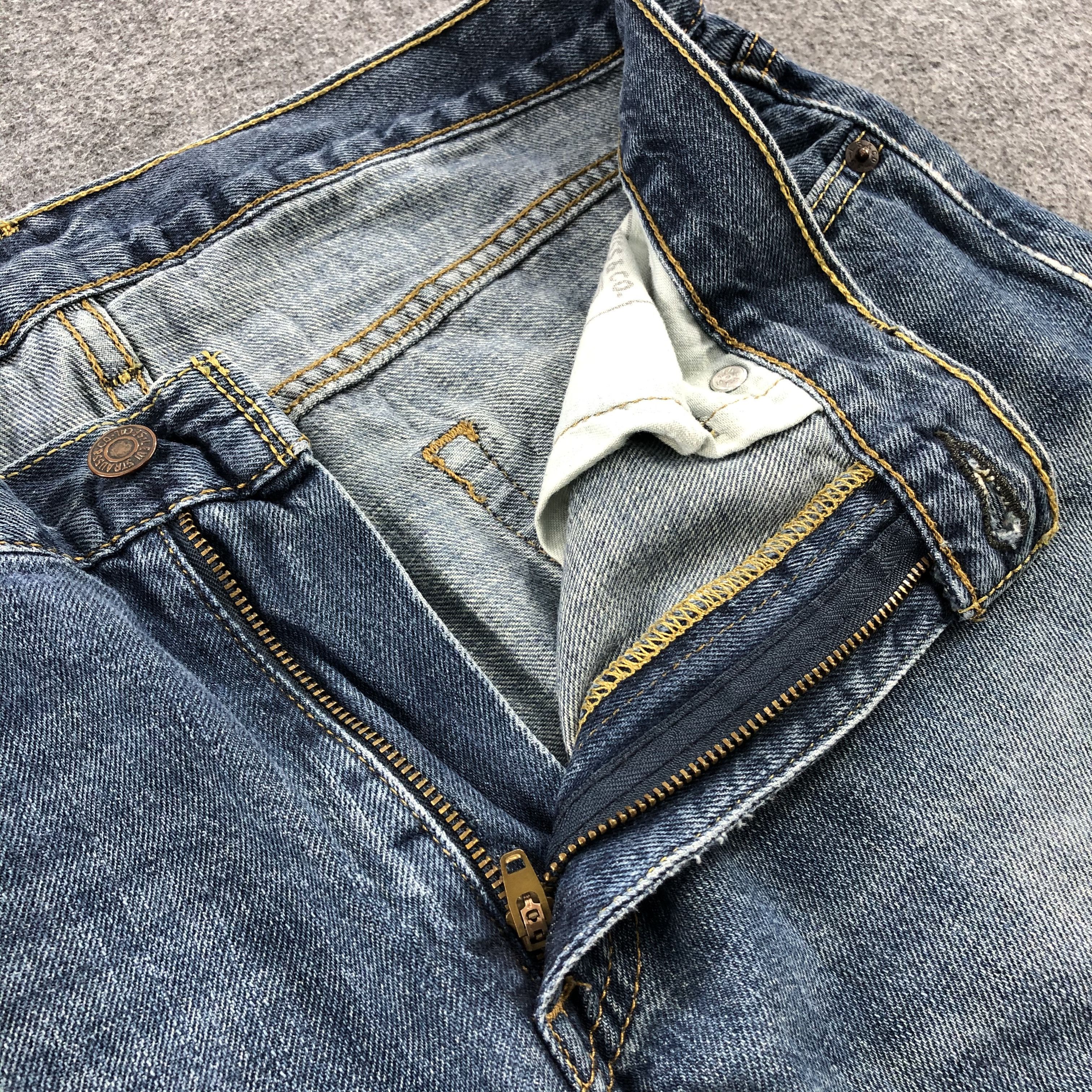 Levi's × Vintage Vintage Blue Wash Levis 514 Jeans-JM1796 Size US 33 - 8 Thumbnail