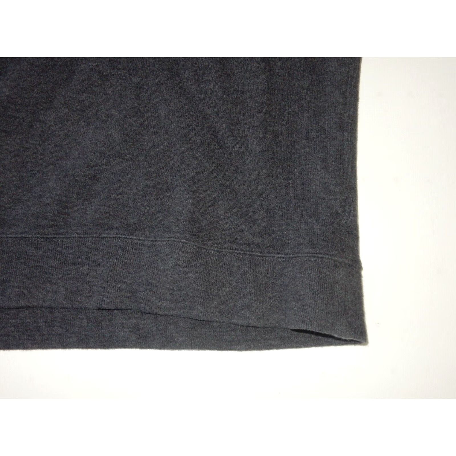Tommy Hilfiger VINTAGE Tommy Hilfiger Men's Sweater Pullover Size XL Gray 90s Classic casual clothing Size US XL / EU 56 / 4 - 2 Thumbnail