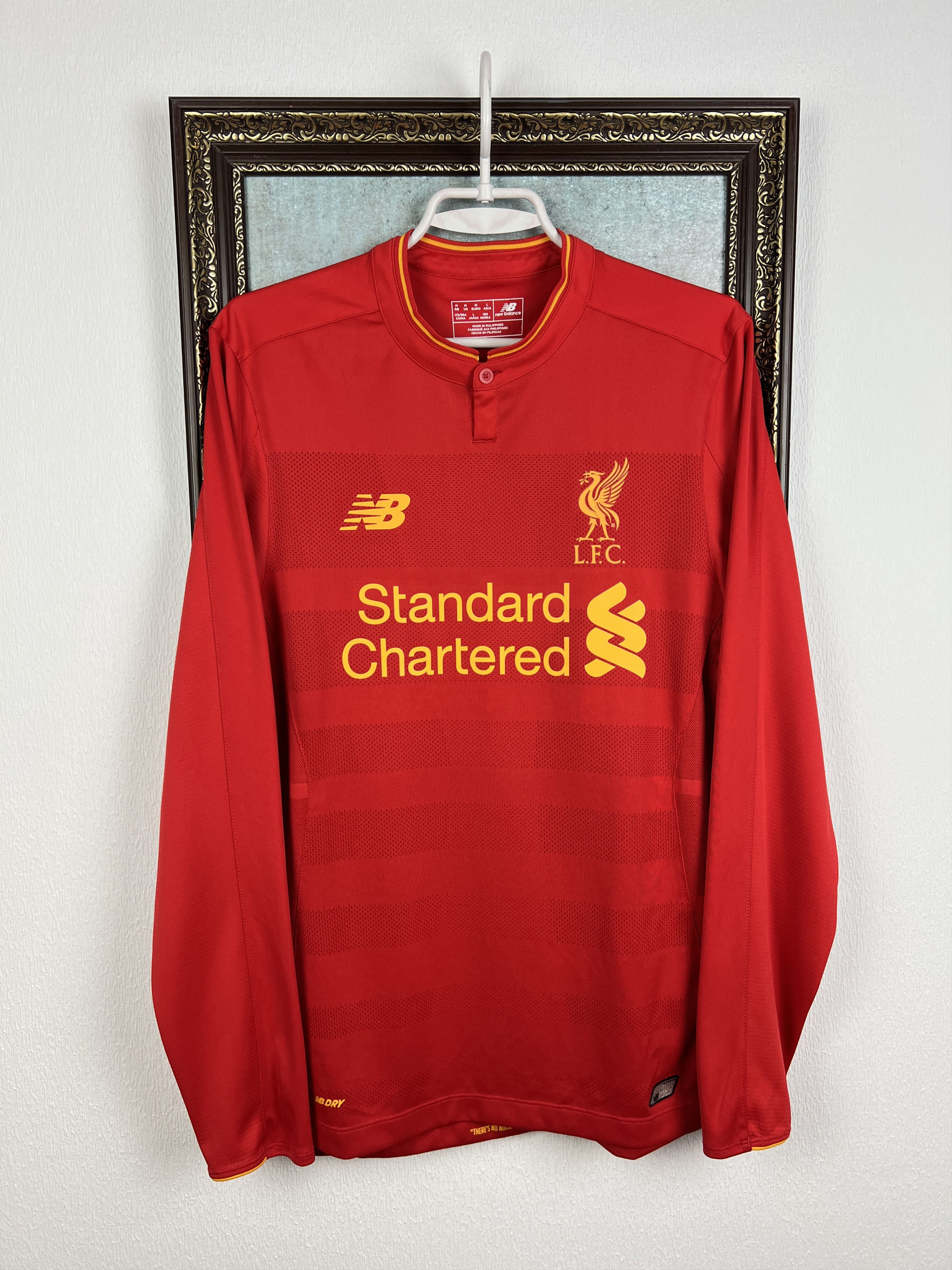 New Balance Liverpool Home football shirt 2016 Long Sleeve Jersey Trikot Size US M / EU 48-50 / 2 - 1 Thumbnail
