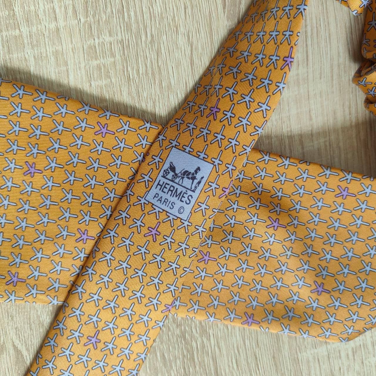 Hermes Hermes Paris Silk Tie 5056 PA Geomtry Orange Size ONE SIZE - 3 Thumbnail