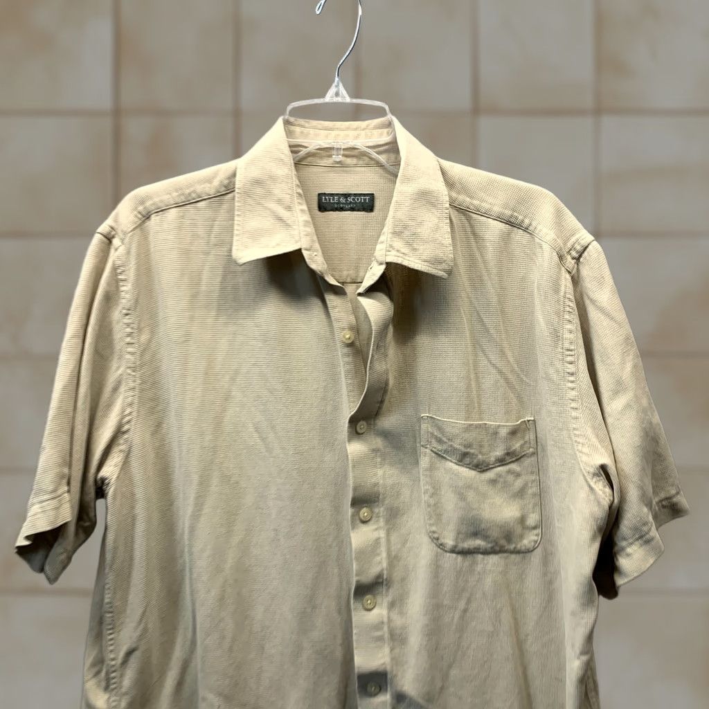 Lyle & Scott Lyle & Scott Shirt Adult Large Brown Button Up Mens 100% Silk Hawaiian Casual Size US L / EU 52-54 / 3 - 1 Thumbnail
