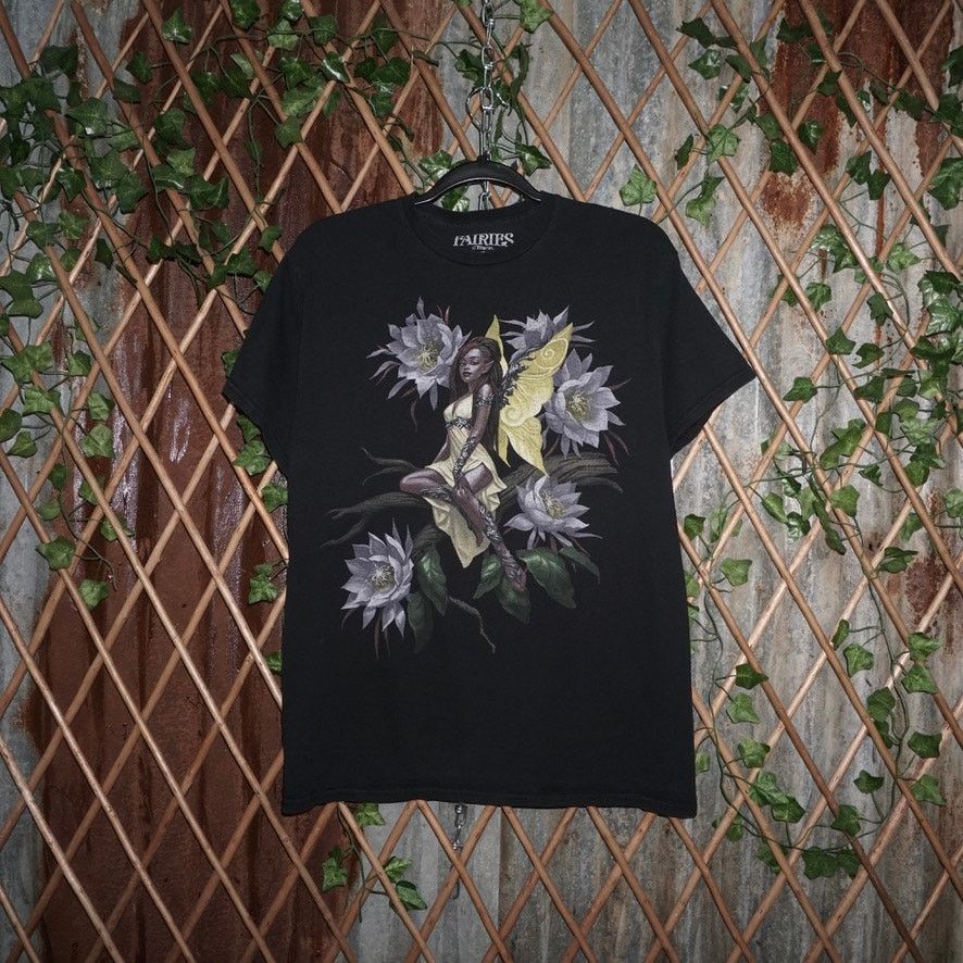 Vintage Medium-Vintage Y2K fairies by trick anime video game t-shirt Size US M / EU 48-50 / 2 - 1 Thumbnail