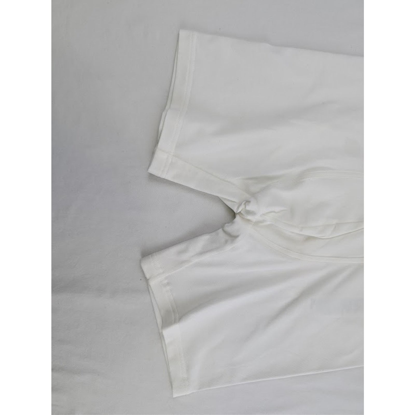 Balenciaga o1rshd1 Q:2 / Size: M / Midway Boxer Brief Shorts in White Size US 32 / EU 48 - 4 Thumbnail