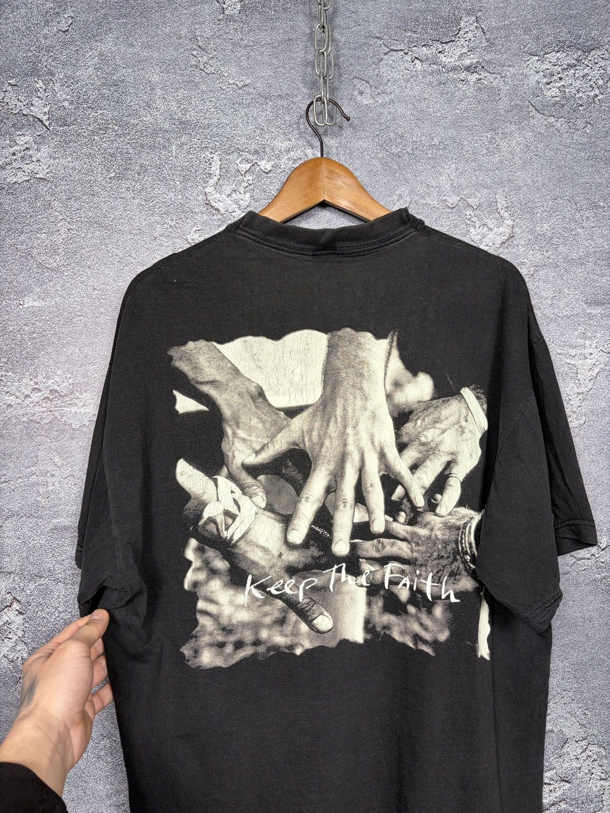 Band Tees Vintage Bon Jovi 1992 Keep the Faith Band T-shirt Tee Size US XL / EU 56 / 4 - 12 Thumbnail