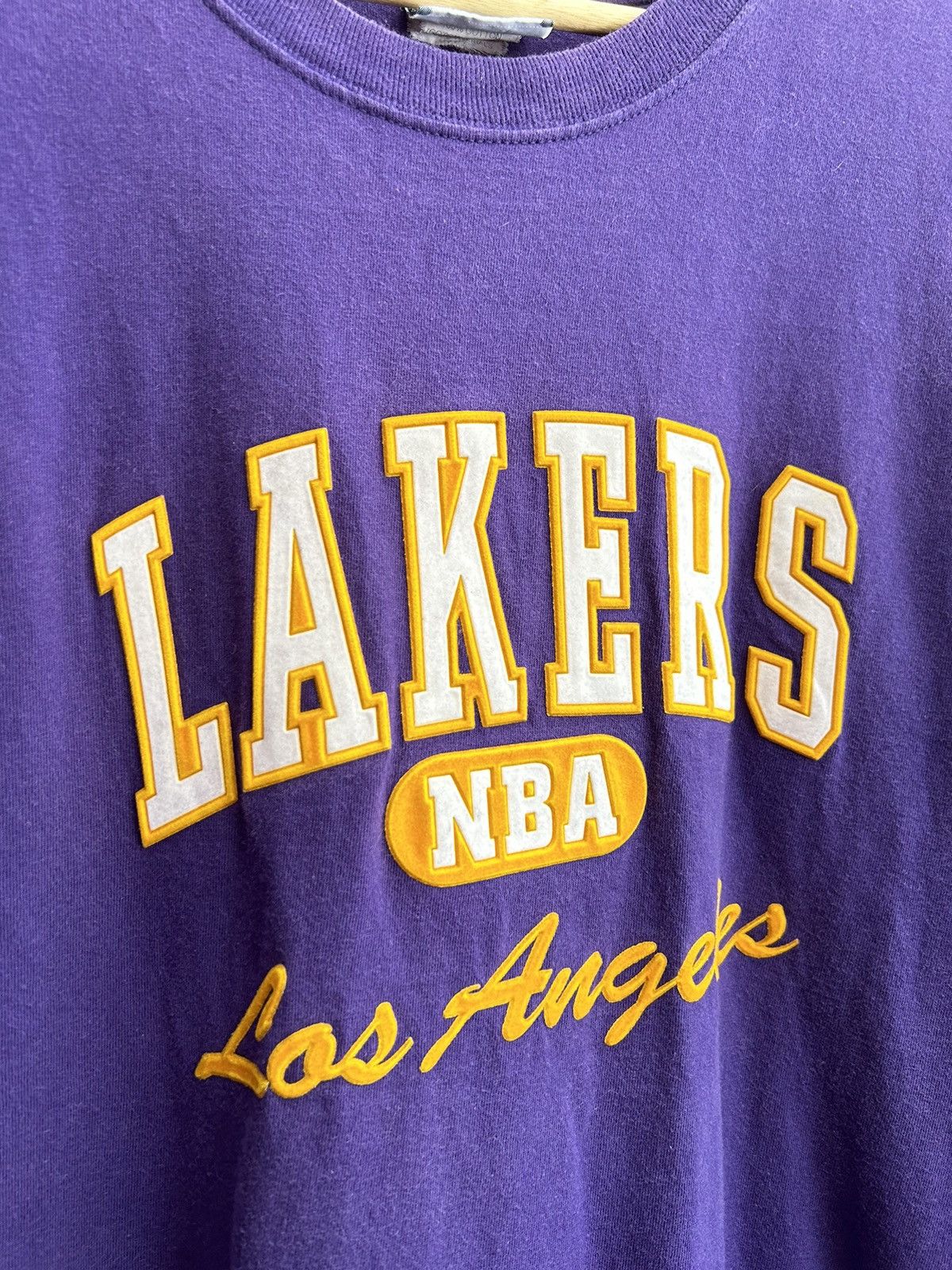 NBA × Vintage Lakers Nba Tshirt Oversized Size US XXL / EU 58 / 5 - 5 Thumbnail