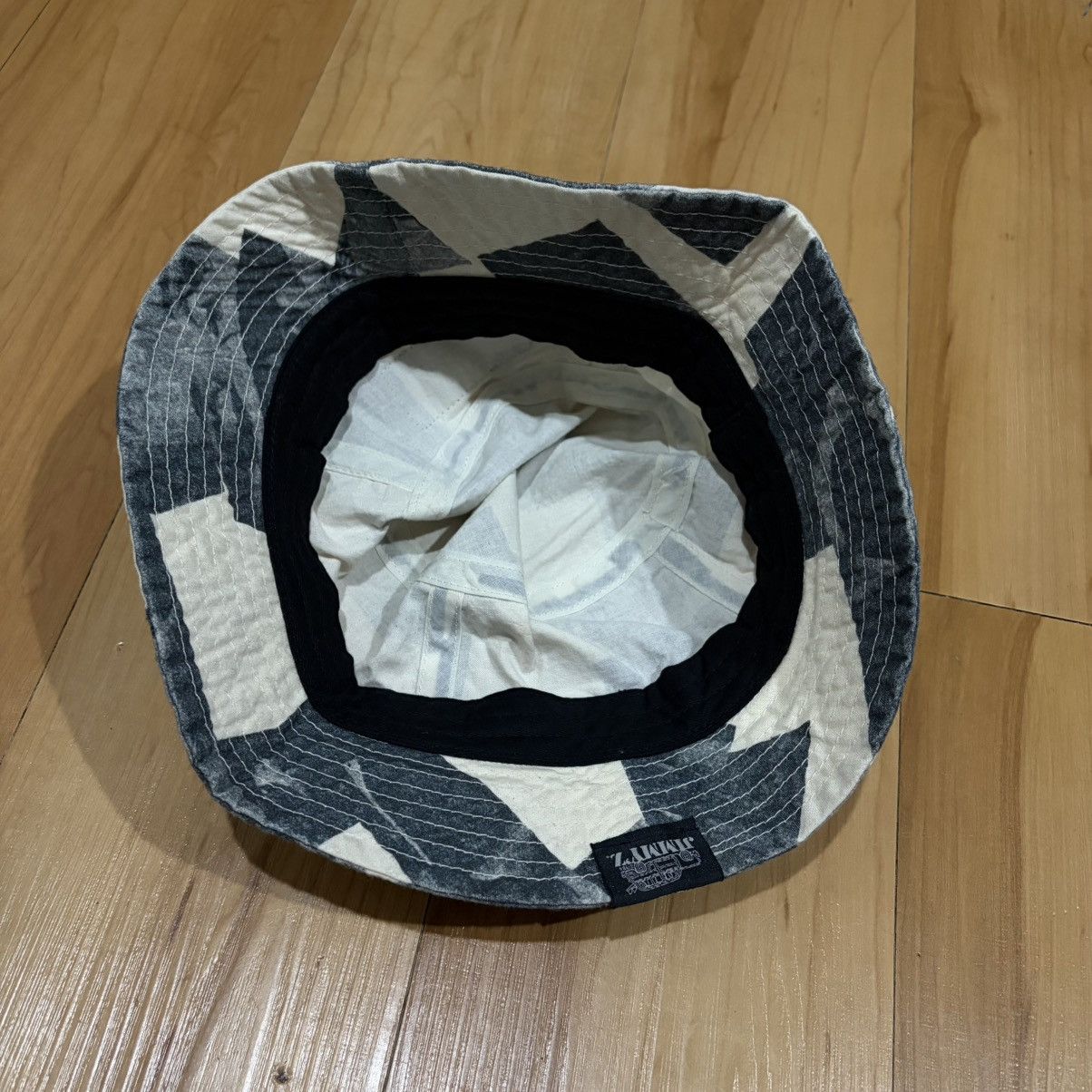 Vintage Jimmy'z zoom eye bucket hat Size ONE SIZE - 3 Thumbnail